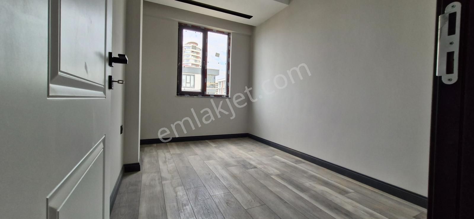 Final Okulları Yanında , Mutfak Ayrı 2+1 - Görsel 32