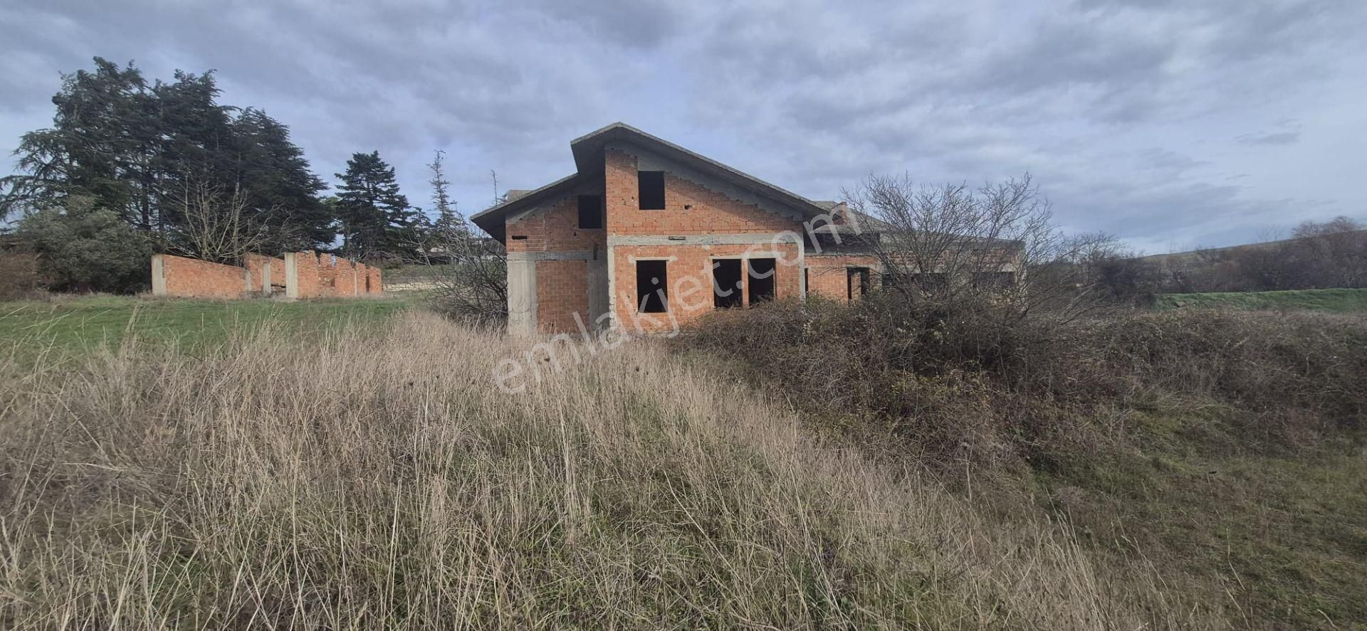 Silivri Fenerköy'de Üzerinde İzinli 280 M² Yapı Olan, 25.643 M² Satılık Arazi - Görsel 8