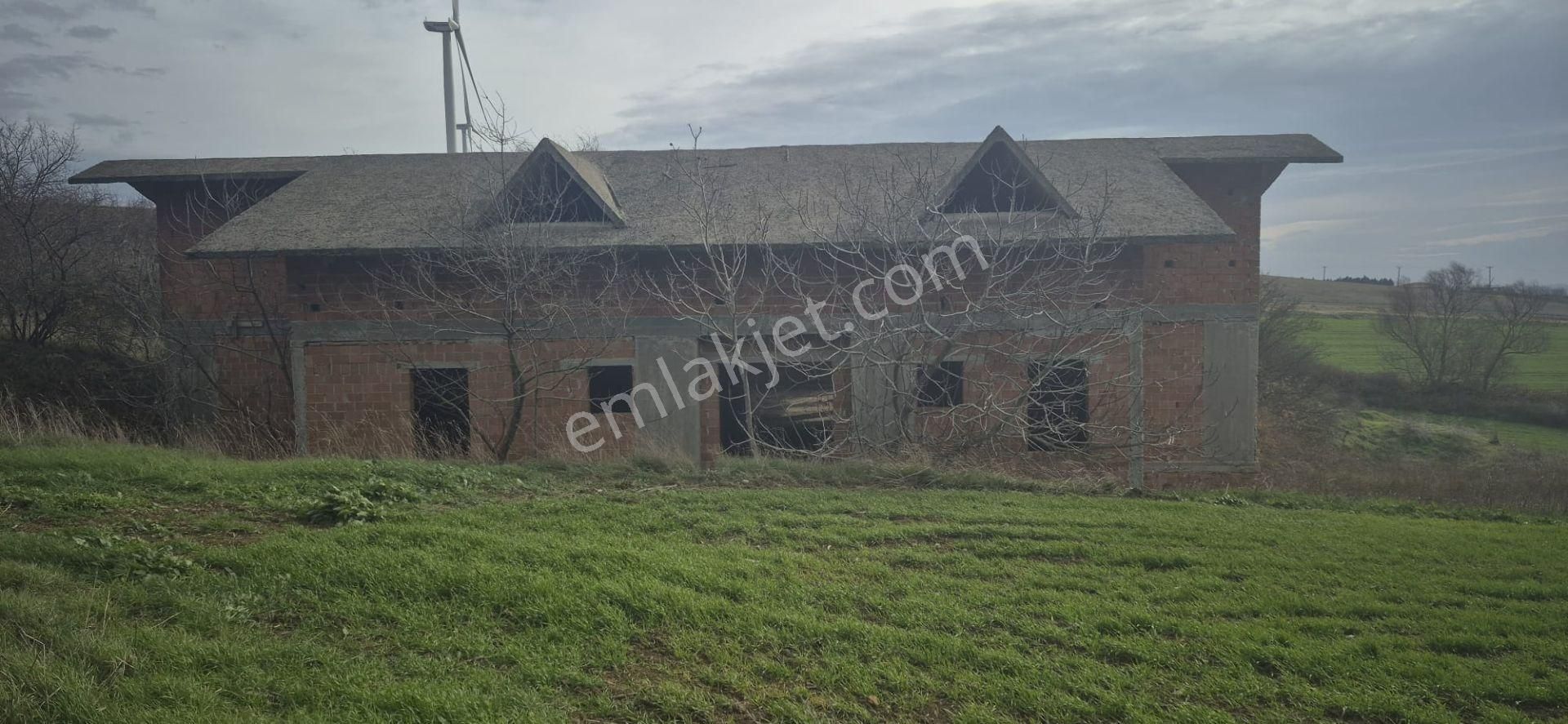 Silivri Fenerköy'de Üzerinde İzinli 280 M² Yapı Olan, 25.643 M² Satılık Arazi - Görsel 6