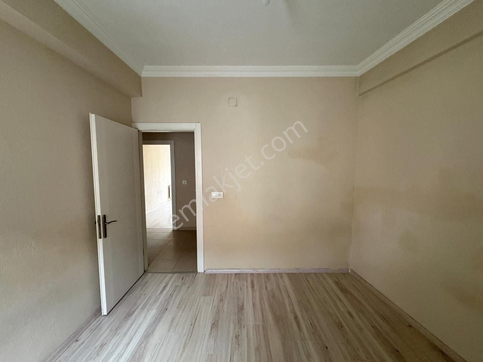 Milas Hacıabdi Mahallesinde Kiralık 2+1 Ara Kat Daire - Görsel 10