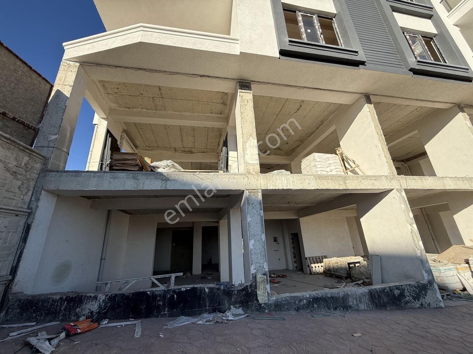 Atakumun En Değerli Ticari Noktasında Anayola Tam Cepheli - Görsel 14