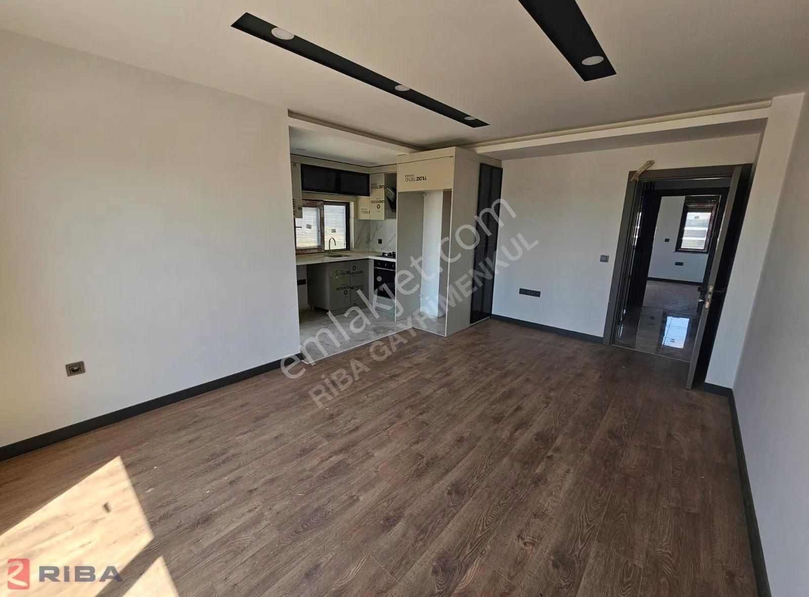 İbrahim Barak'tan Altıntaşta Bitmiş 2+1