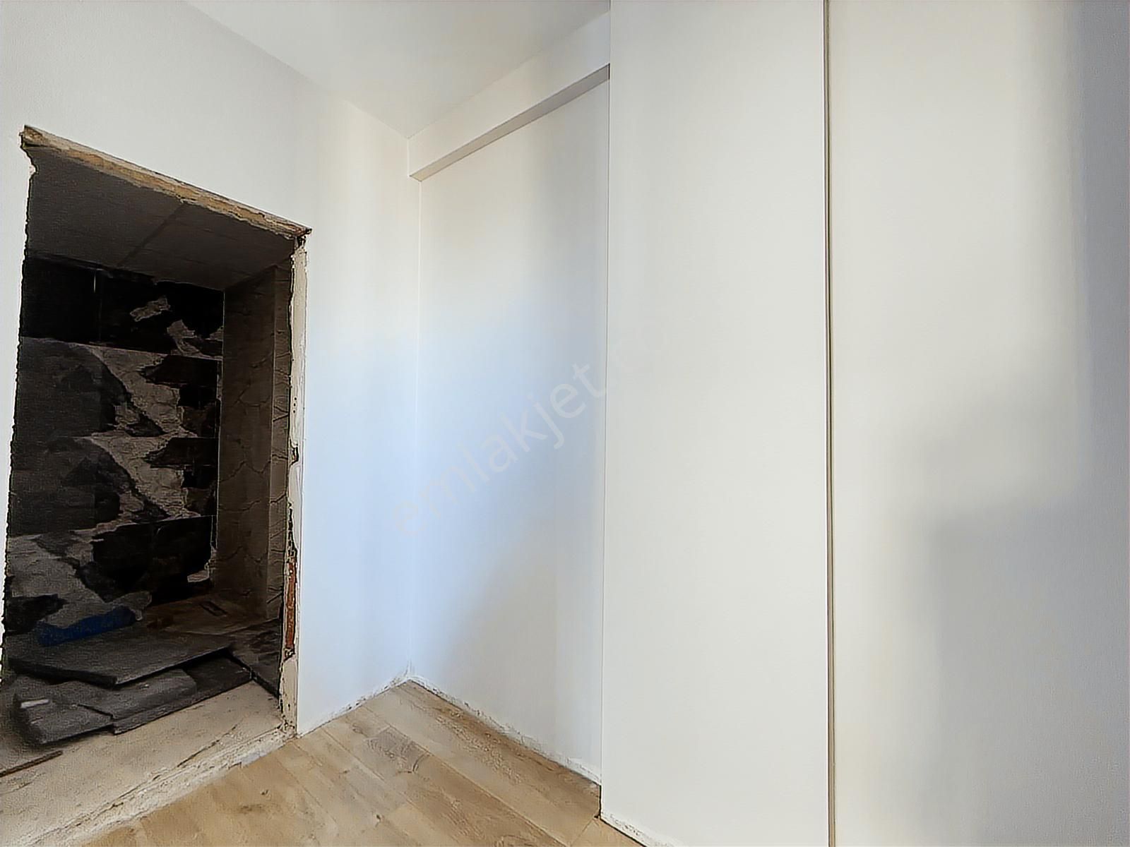 Aydınlık Caddesine Cephe Deniz Manzaralı Geniş Ve Ferah 3+1 - Görsel 30