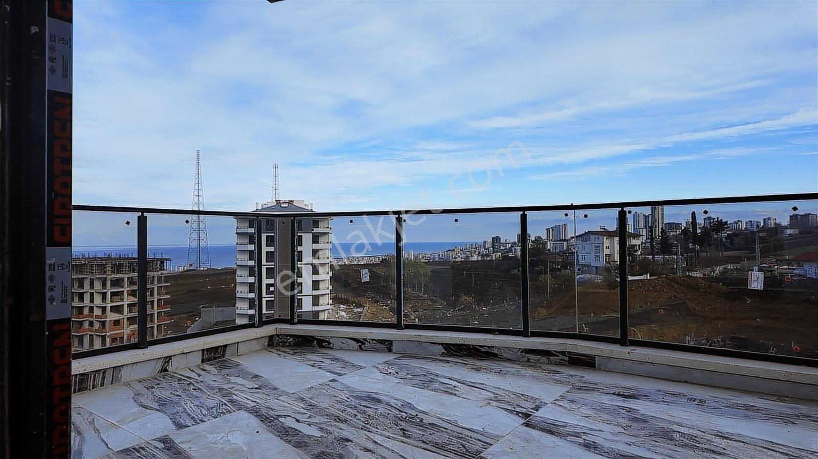 Aydınlık Caddesine Cephe Deniz Manzaralı Geniş Ve Ferah 3+1 - Görsel 22