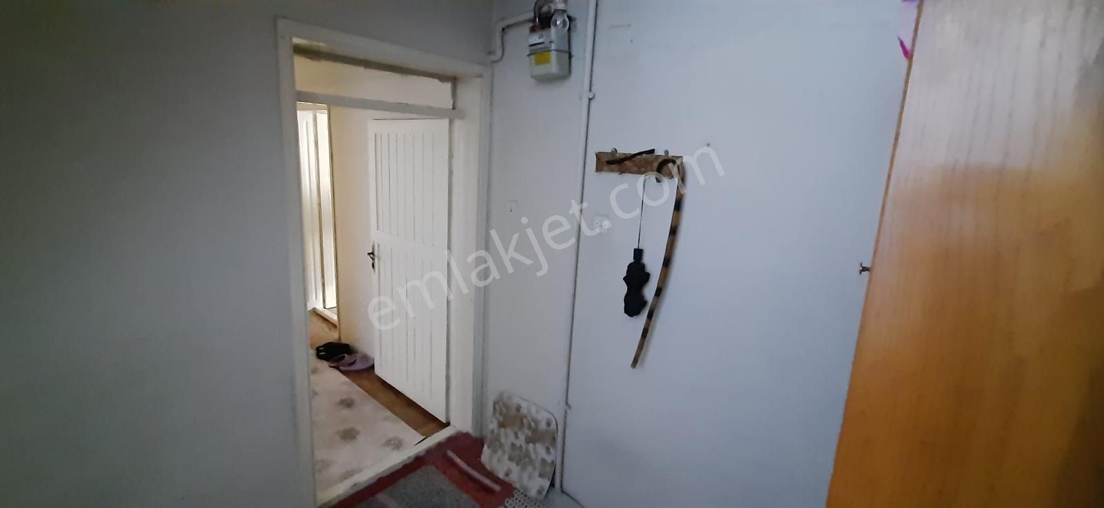 Çiftehavuzlarda Etibankcaddesine Yakın Satılık 2katlı Müstakilev - Görsel 7