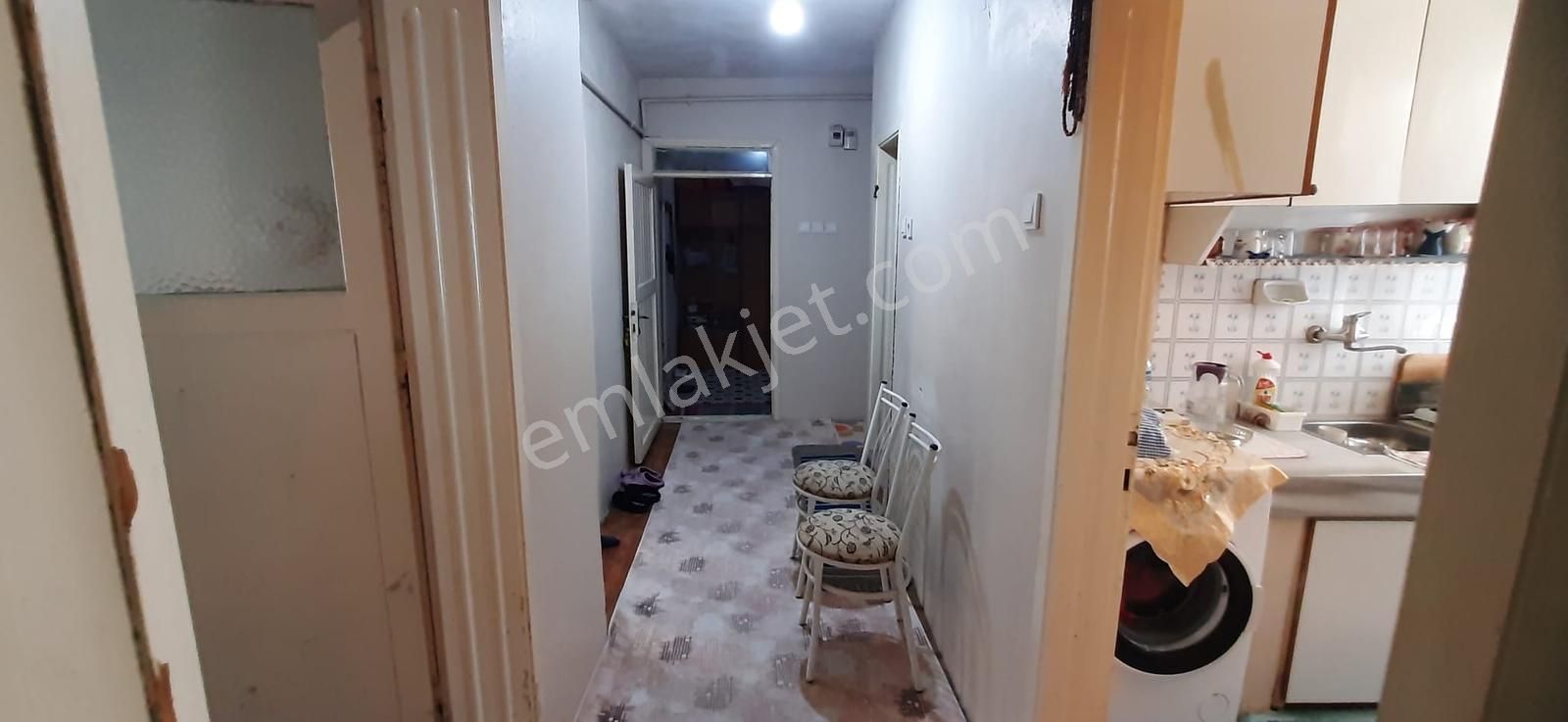 Çiftehavuzlarda Etibankcaddesine Yakın Satılık 2katlı Müstakilev - Görsel 2