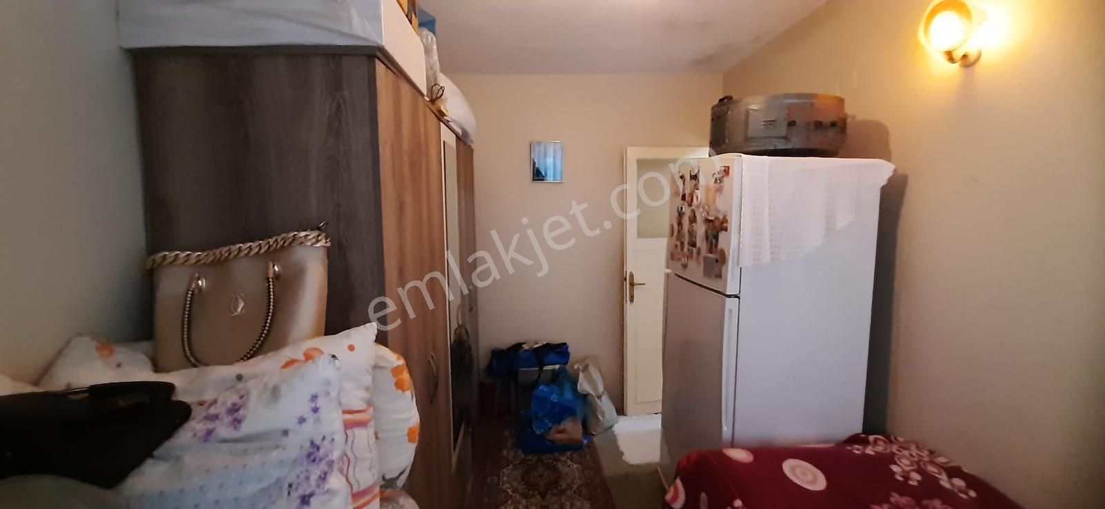 Çiftehavuzlarda Etibankcaddesine Yakın Satılık 2katlı Müstakilev - Görsel 2