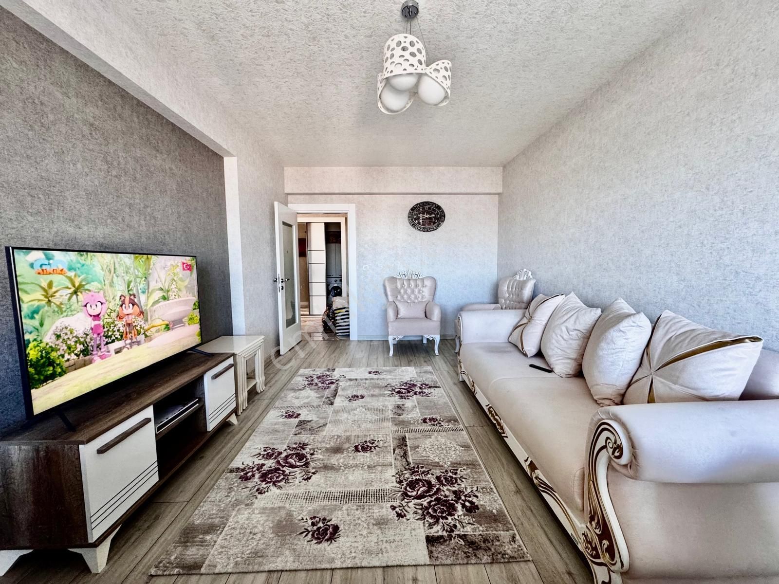 Kalecik Emlak'tan G.odalı K.otopark Teras Balkonlu Asansörlü Sitede 4+1 - Görsel 11