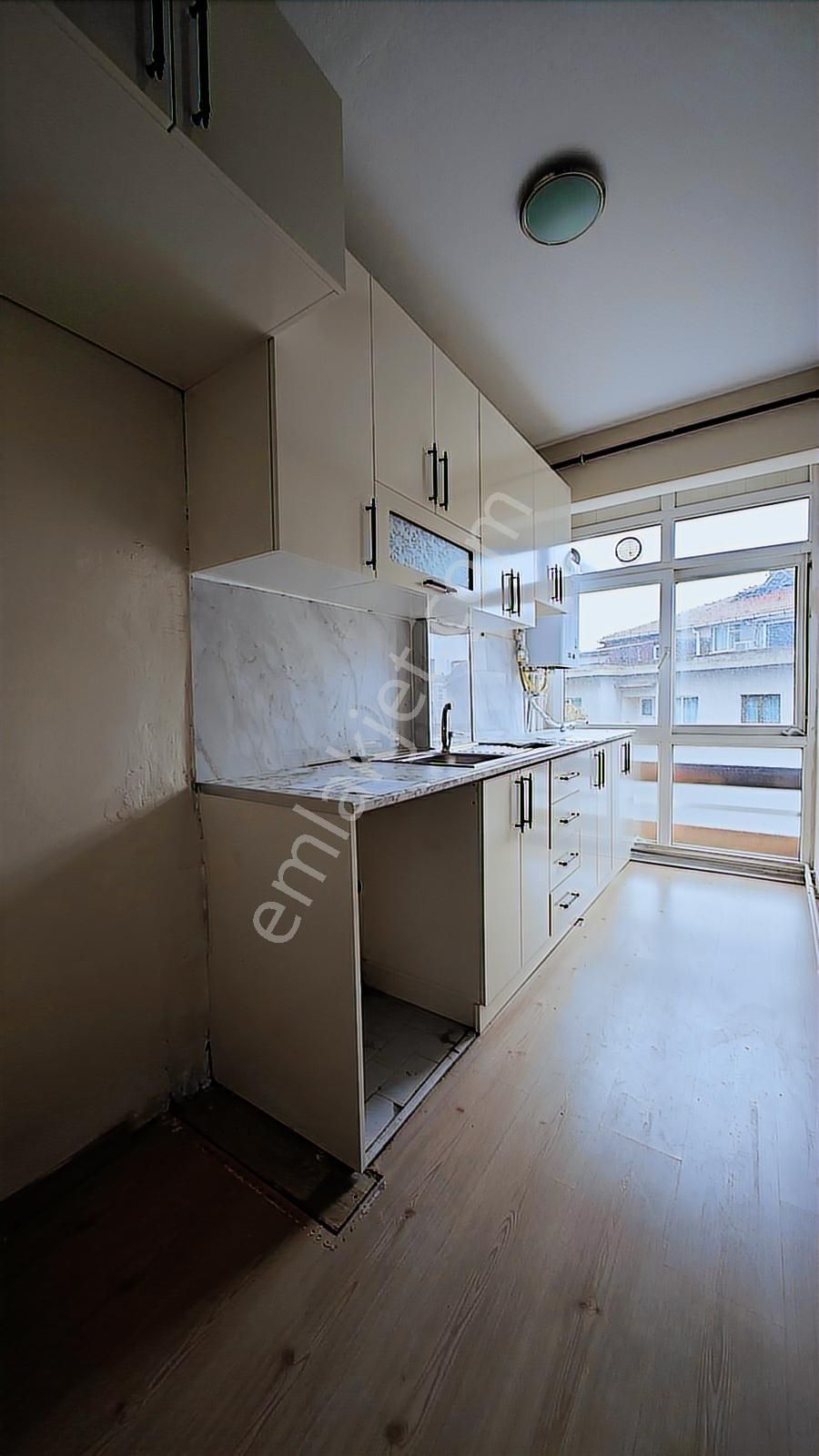 Mecidiyeköy De Merkezi Konumda Balkonlu Aydınlık Ferah 1+1 Daire - Görsel 20