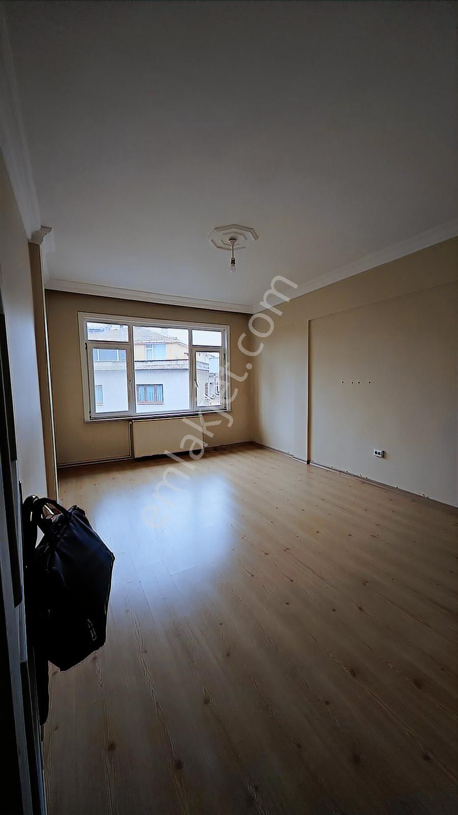 Mecidiyeköy De Merkezi Konumda Balkonlu Aydınlık Ferah 1+1 Daire - Görsel 16
