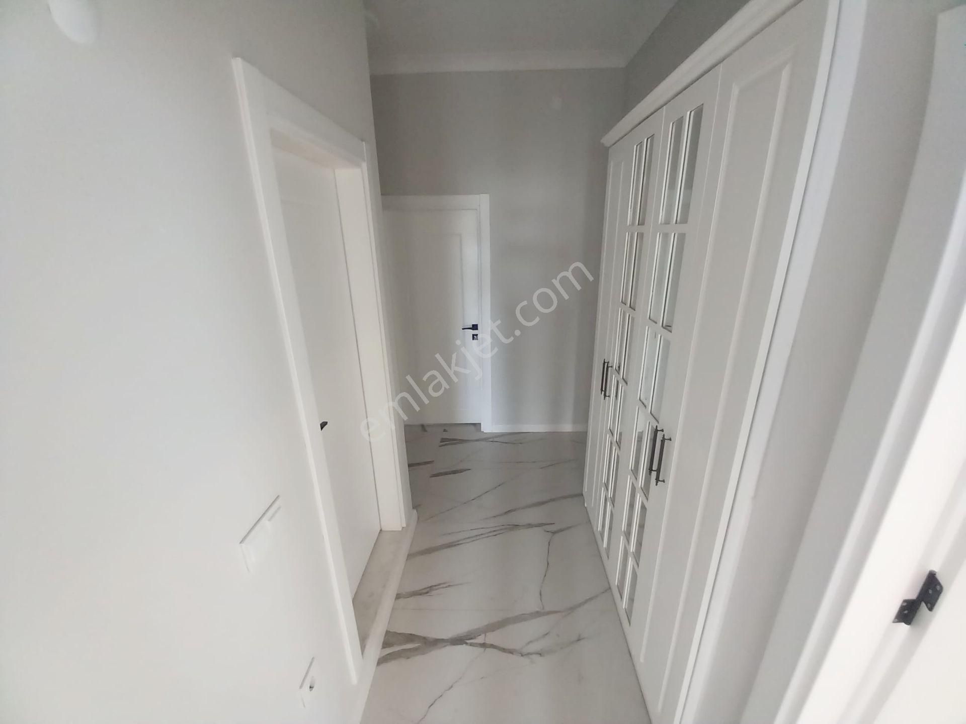 ▀jet Emlaktan Altınkum'da Şık Tasarım Ebeveyn Banyolu 2+1 Daire - Görsel 20