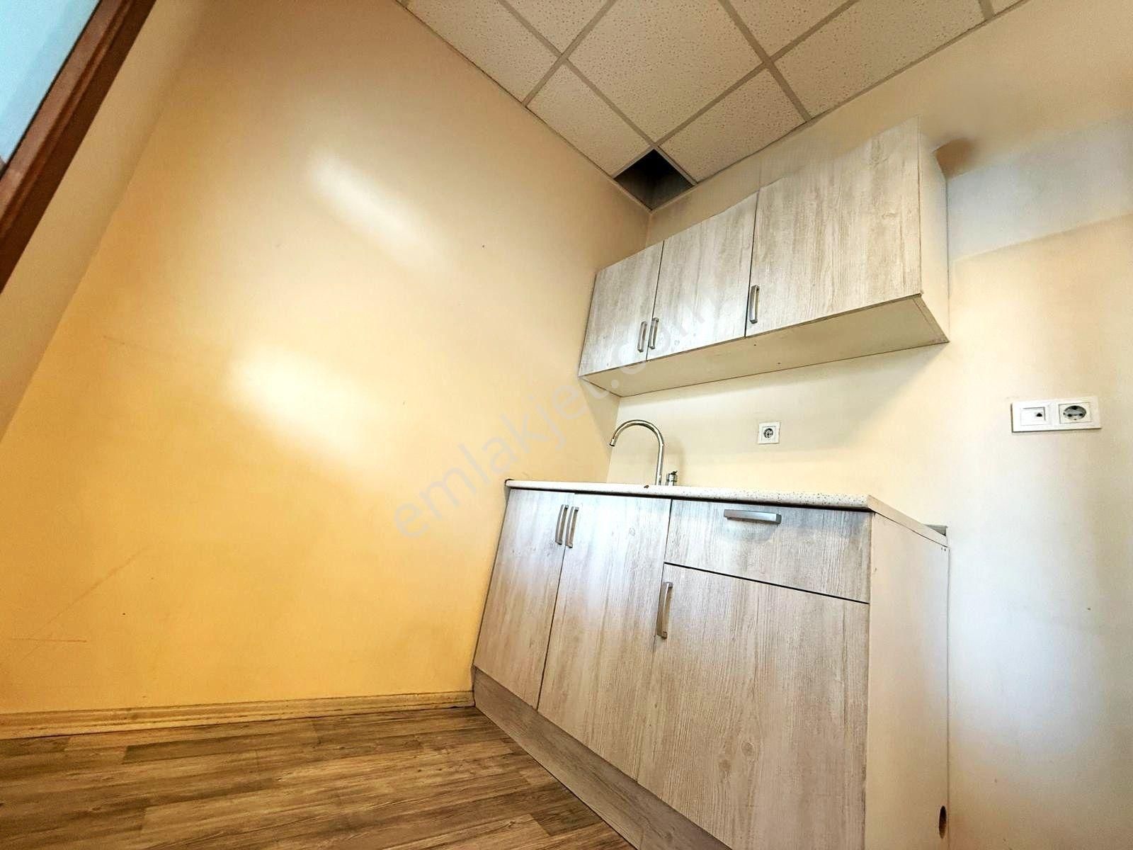Çukurambar Arma Kulede Prestijli Plazada 2+1 Kiralık Ofis - Görsel 5