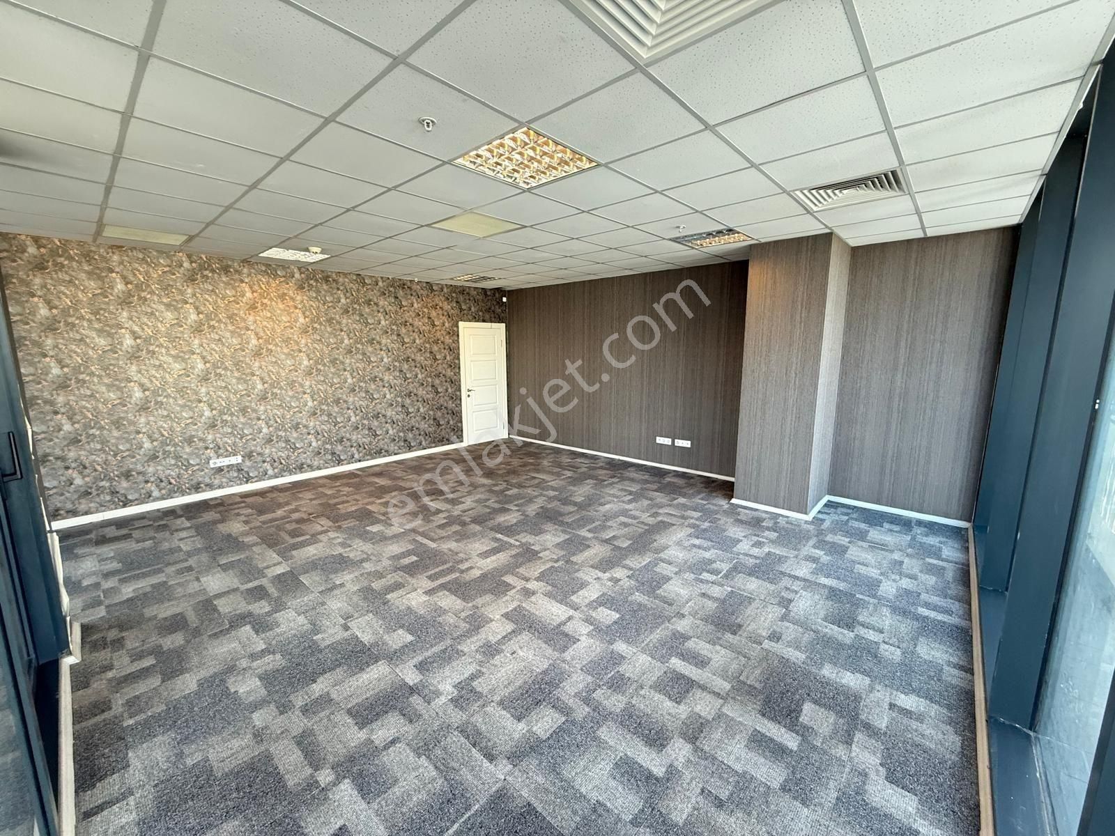 Çukurambar Arma Kulede Prestijli Plazada 2+1 Kiralık Ofis - Görsel 16