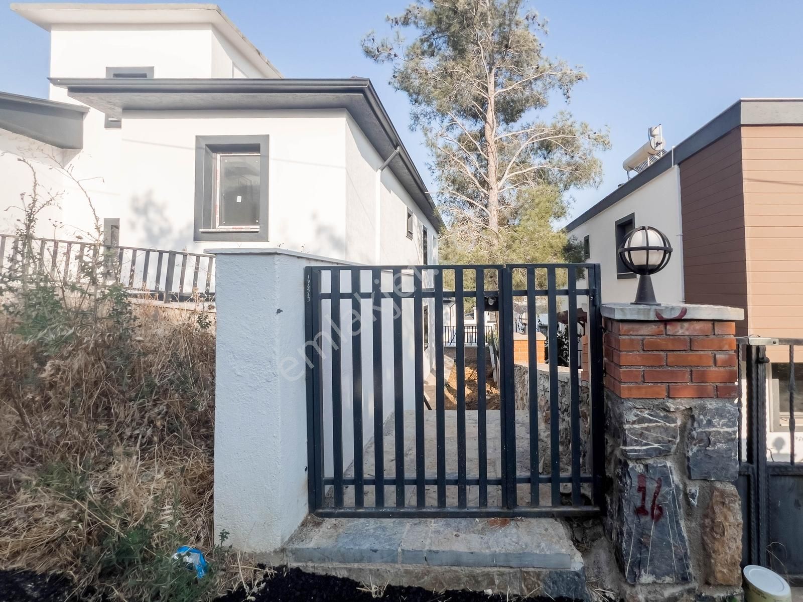 Kuyucak'ta Denize 600 Metre Konumda Satılık Üst Kat Daire - Görsel 3