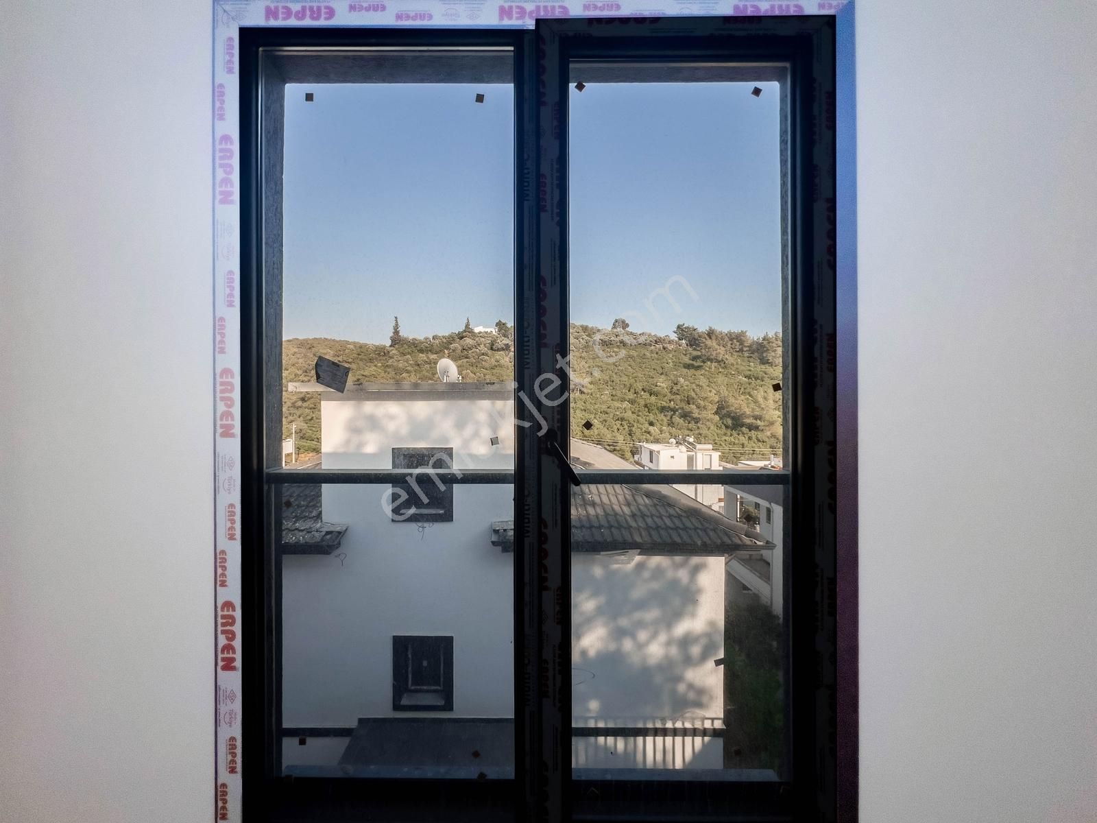 Kuyucak'ta Denize 600 Metre Konumda Satılık Üst Kat Daire - Görsel 12