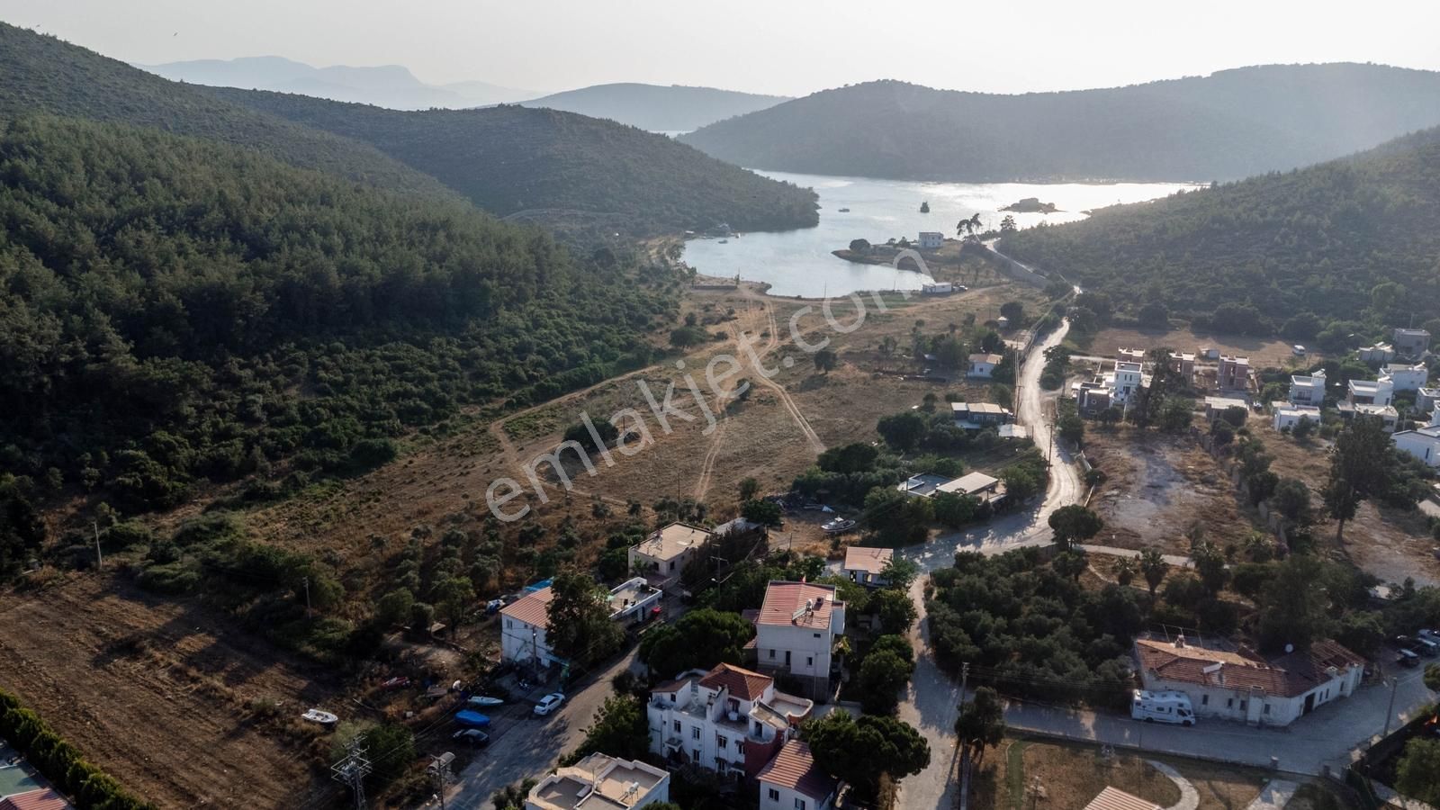 Kuyucak'ta Denize 600 Metre Konumda Satılık Üst Kat Daire - Görsel 18