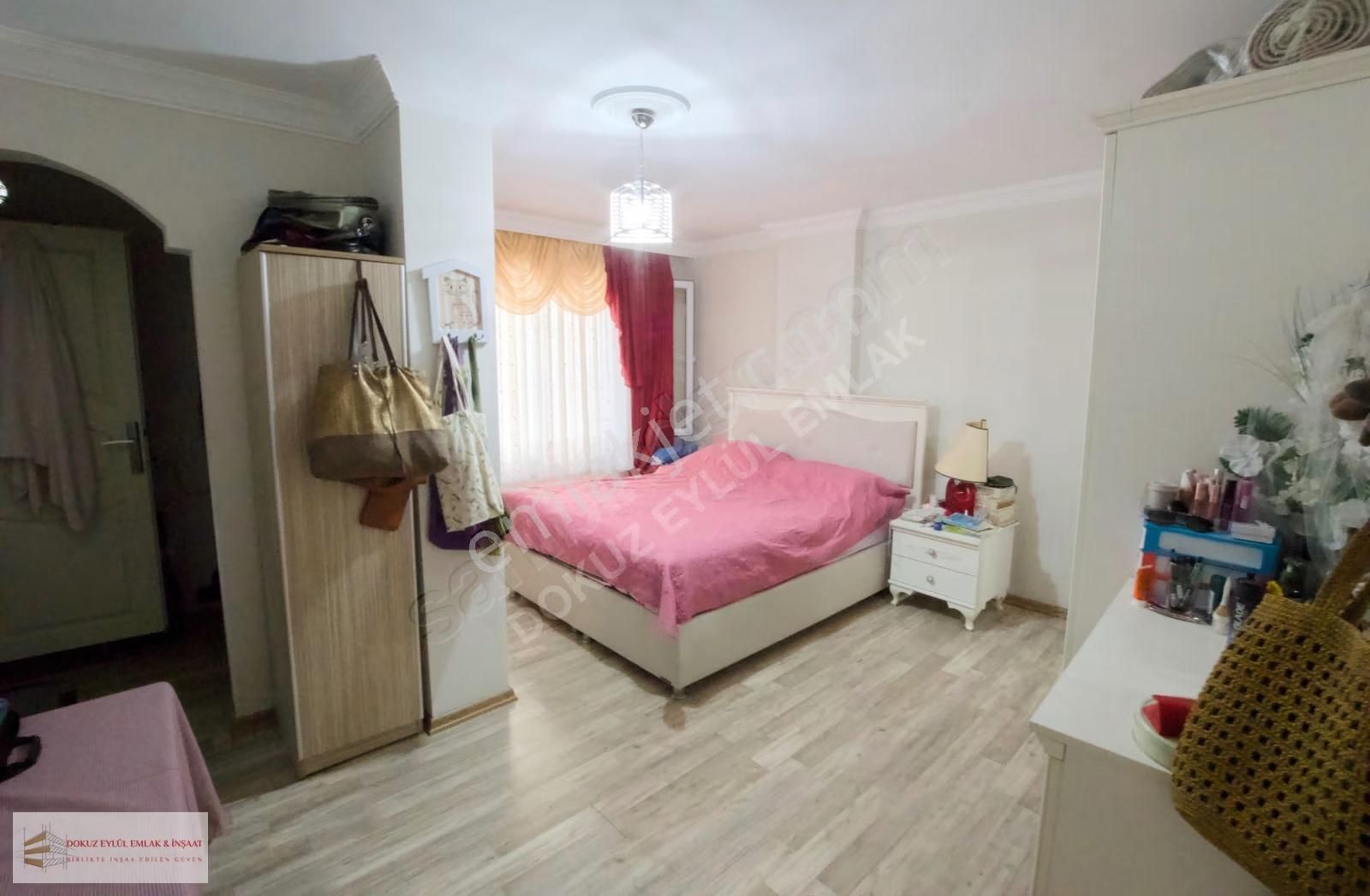 Eski Çandarlı Yolu Üzeri Düz Ayak Bahçe Katı Satılık 3+1