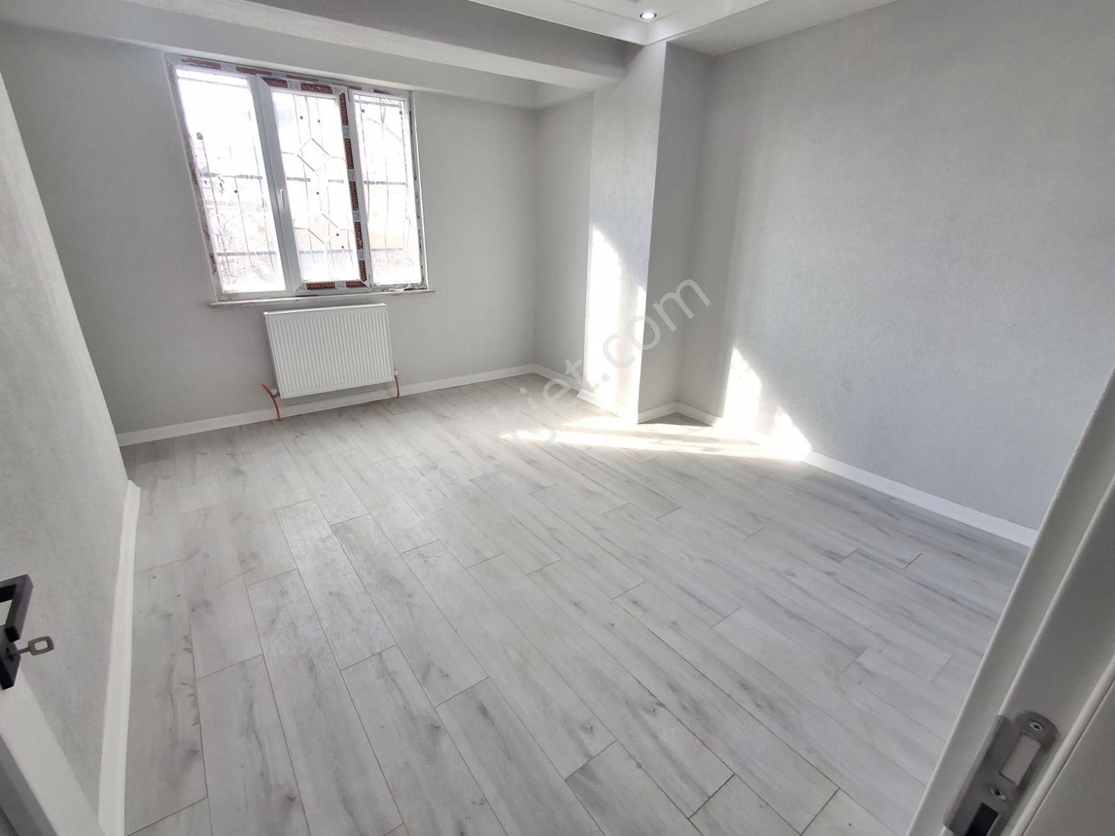 !!yaşam'dan!!sıfır Asansörlü Bahçeli 2+1 80 M² Daire - Görsel 3