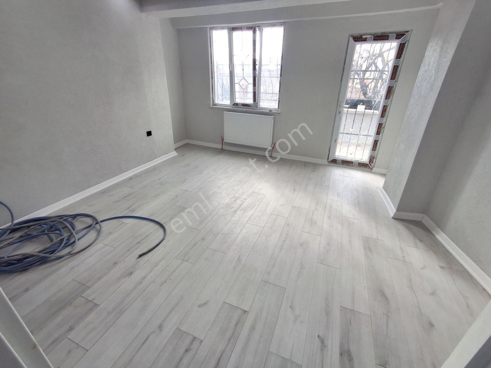 !!yaşam'dan!! Sıfır Asansörlü Giriş Gibi Bahçeli 2+1 75m² Daire - Görsel 2