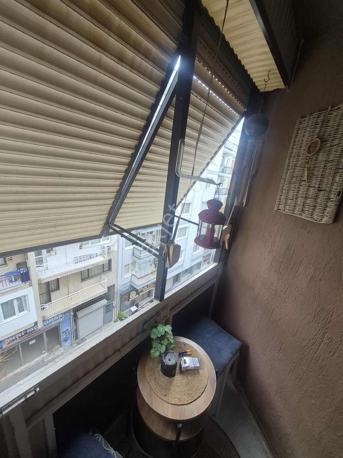 Üçyol Atilla Mahallesi 2+1 Asansörlü Genç Binada Arakat Daire - Görsel 24