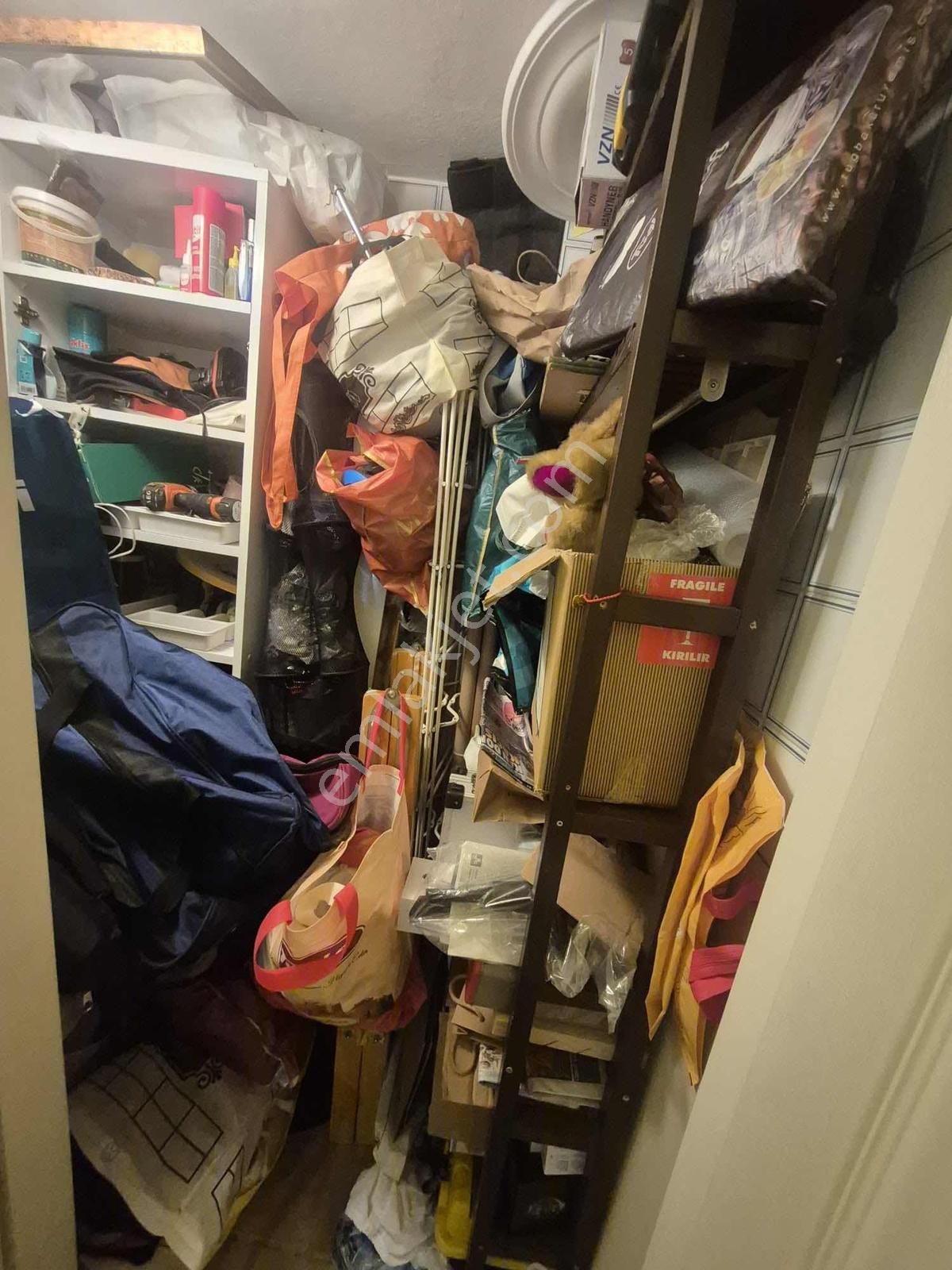 Üçyol Atilla Mahallesi 2+1 Asansörlü Genç Binada Arakat Daire - Görsel 26