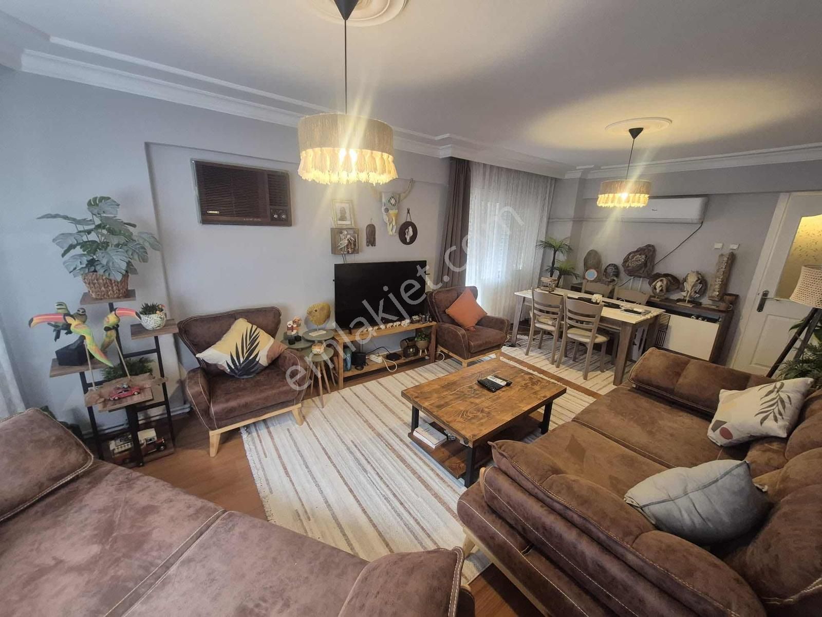 Üçyol Atilla Mahallesi 2+1 Asansörlü Genç Binada Arakat Daire - Görsel 2