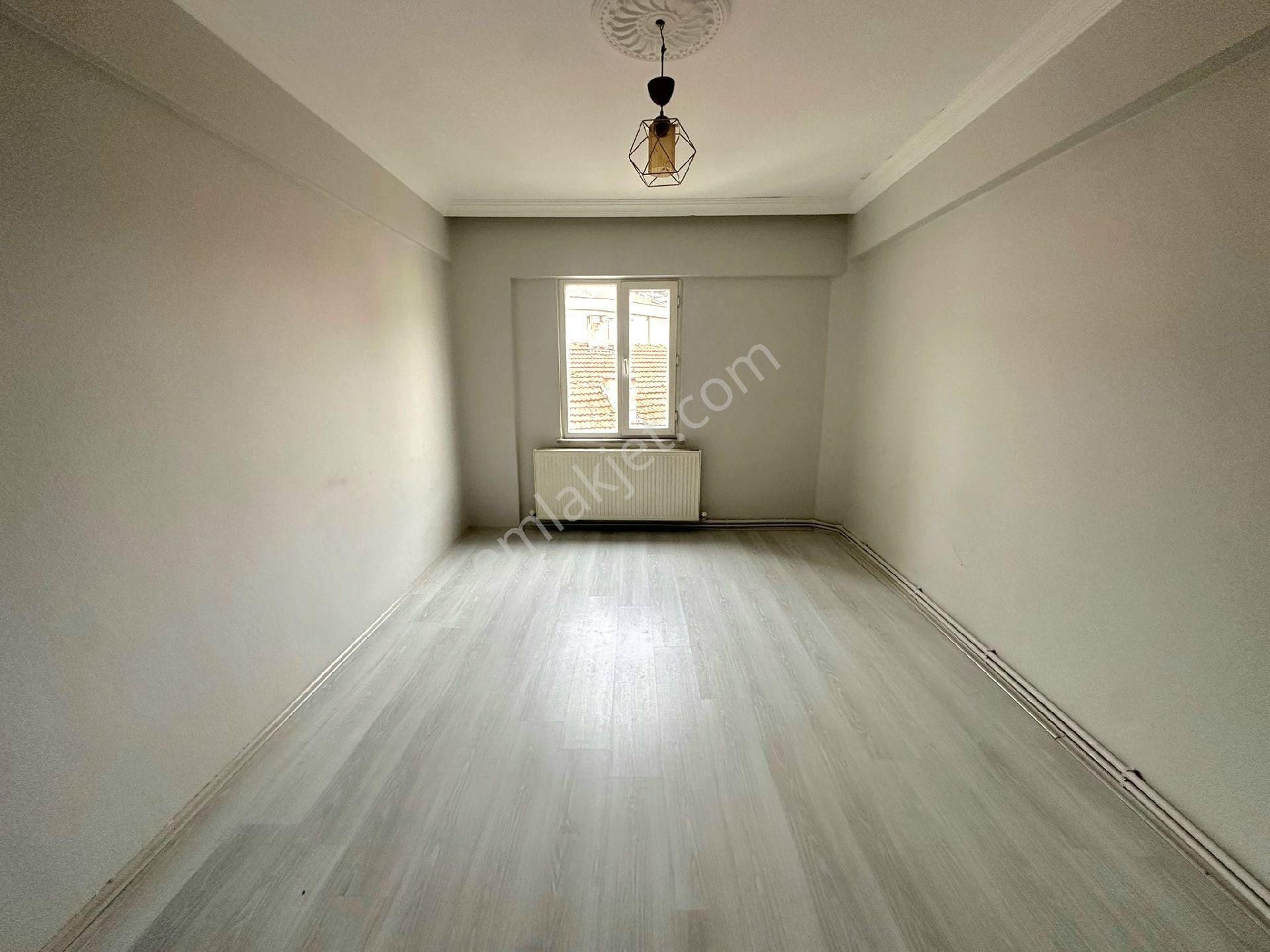 Roma' Dan Sinanbey Mahallesi' Nde Kiralık Daire - Görsel 3