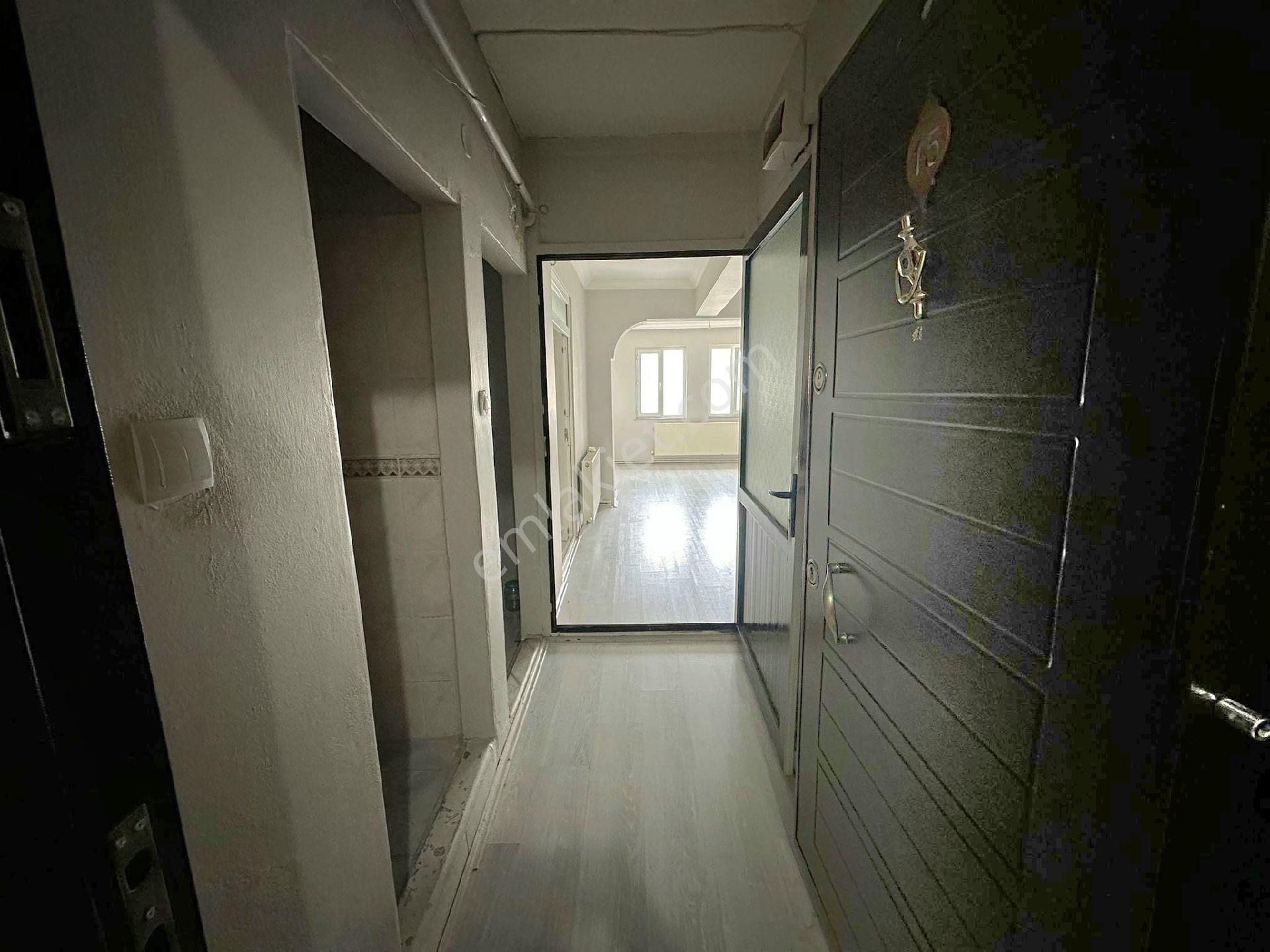 Roma' Dan Sinanbey Mahallesi' Nde Kiralık Daire - Görsel 8
