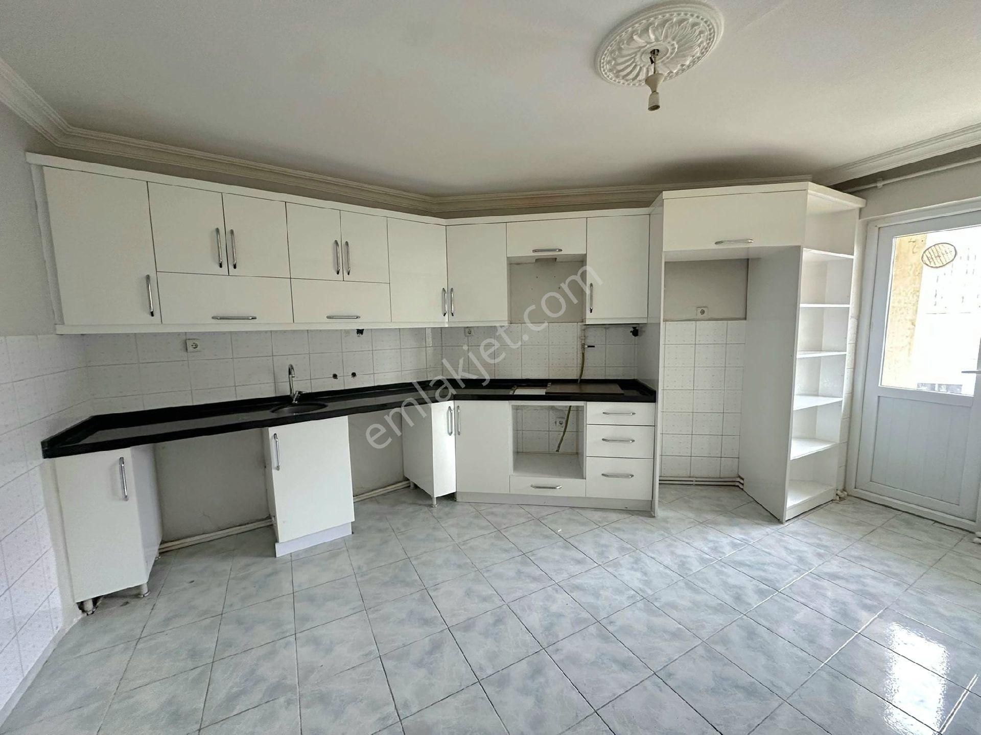 Roma' Dan Sinanbey Mahallesi' Nde Kiralık Daire - Görsel 9