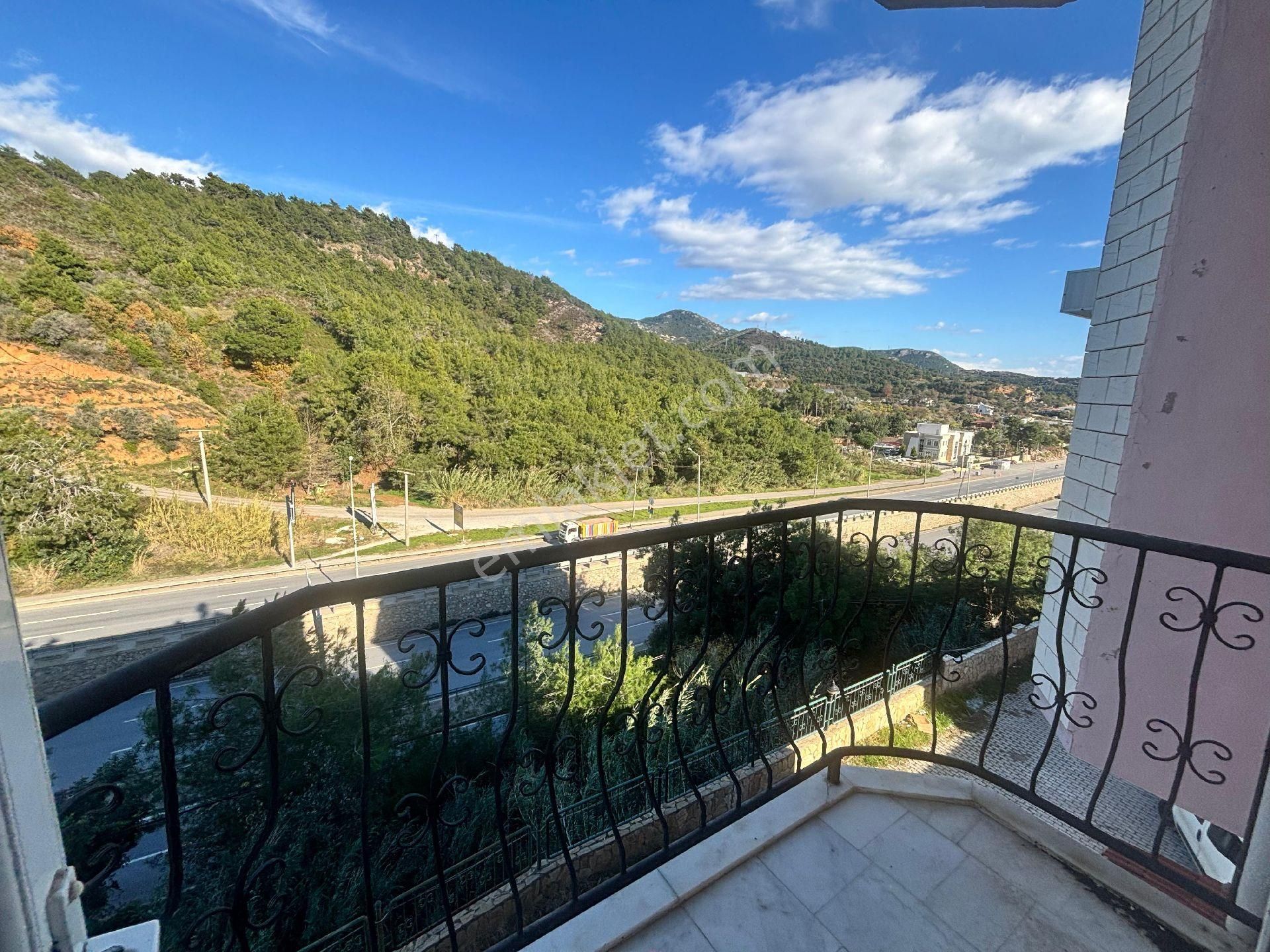 Alanya Konaklı Gökkuşağı Sitesi Satılık 3+2 Triplex Villa - Görsel 26