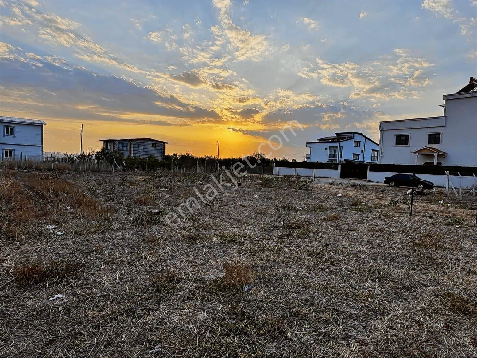 Bayram Hacılıda Göl Manzarlı Satılık Arsa - Görsel 11