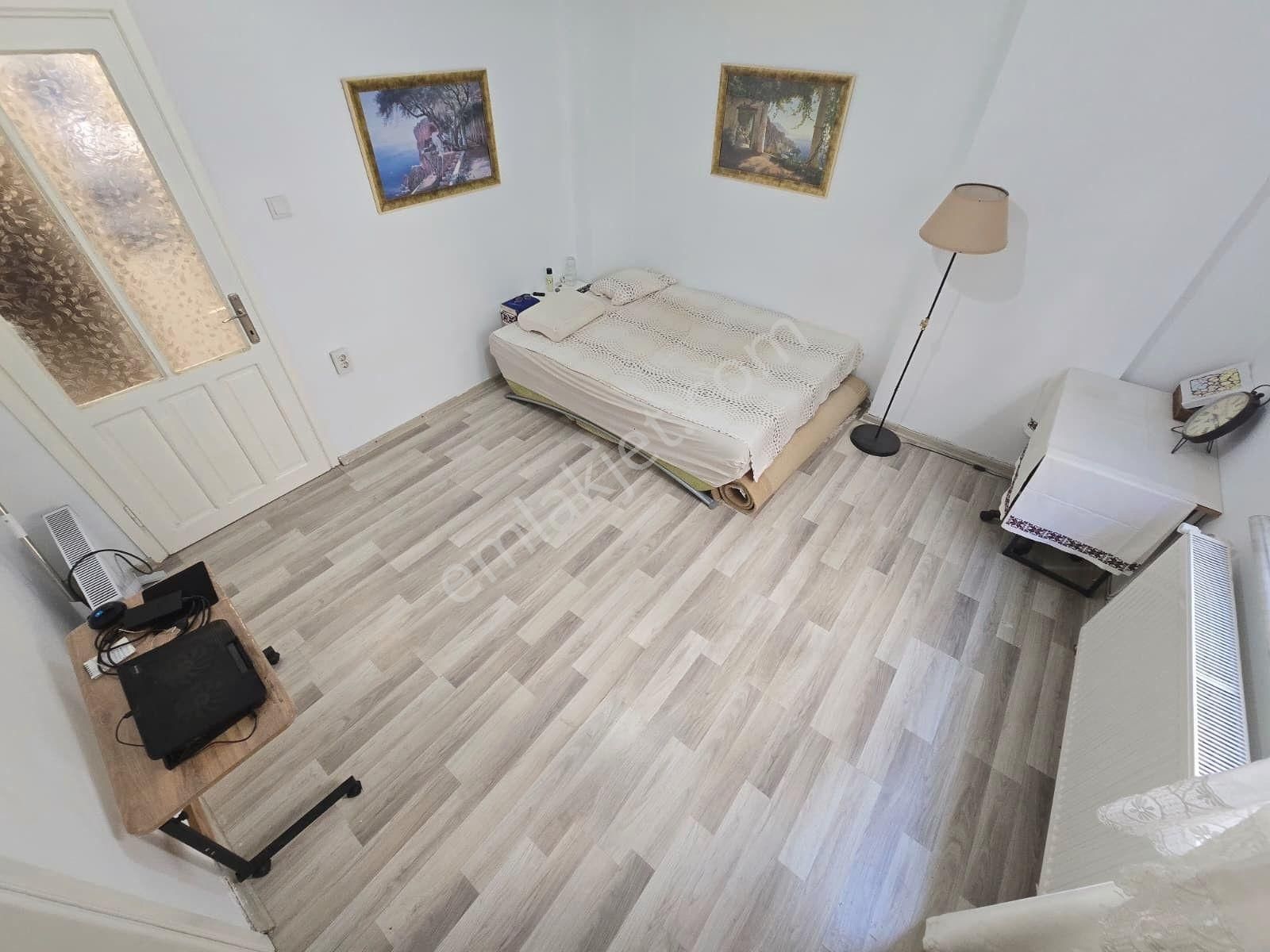▄jet Emlaktan Sarıkız'da Müstakil Tadında Ebv. Banyolu 3+1 Daire - Görsel 18