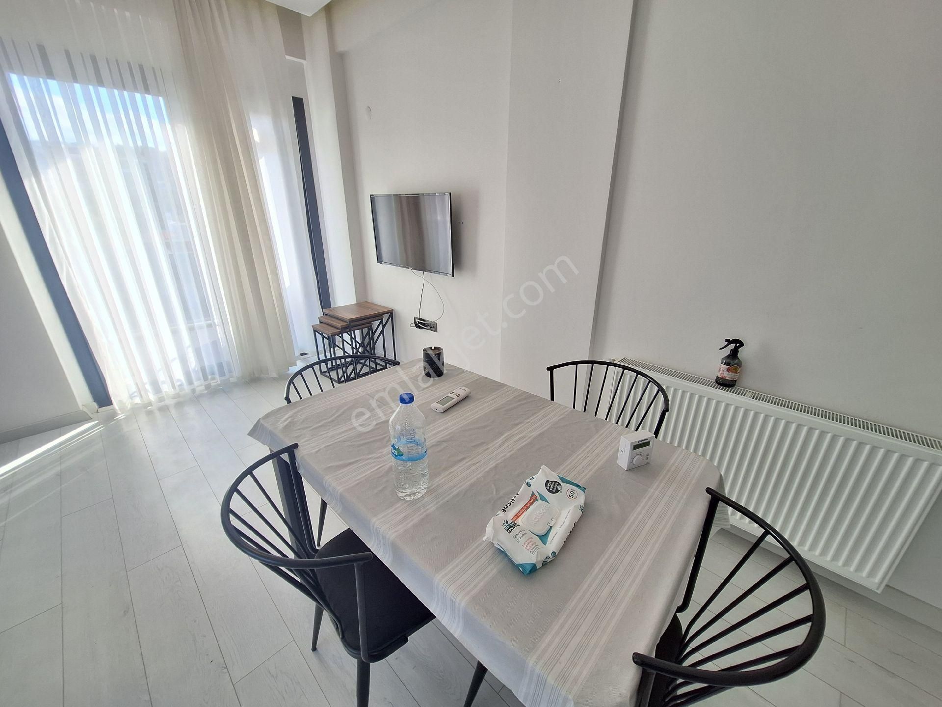 Kuşadası Davutlar Yolunda 2+1 Eşyalı Daire Kiralıktır - Görsel 2