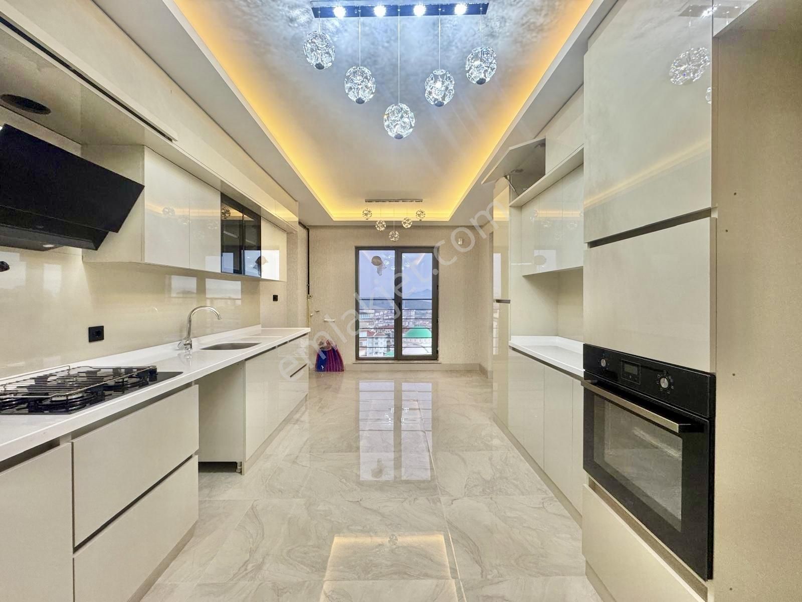 ▃çiftçioğullarından▃bulvarda, K.otoparklı, G.odalı Lüx 4+1 Daire