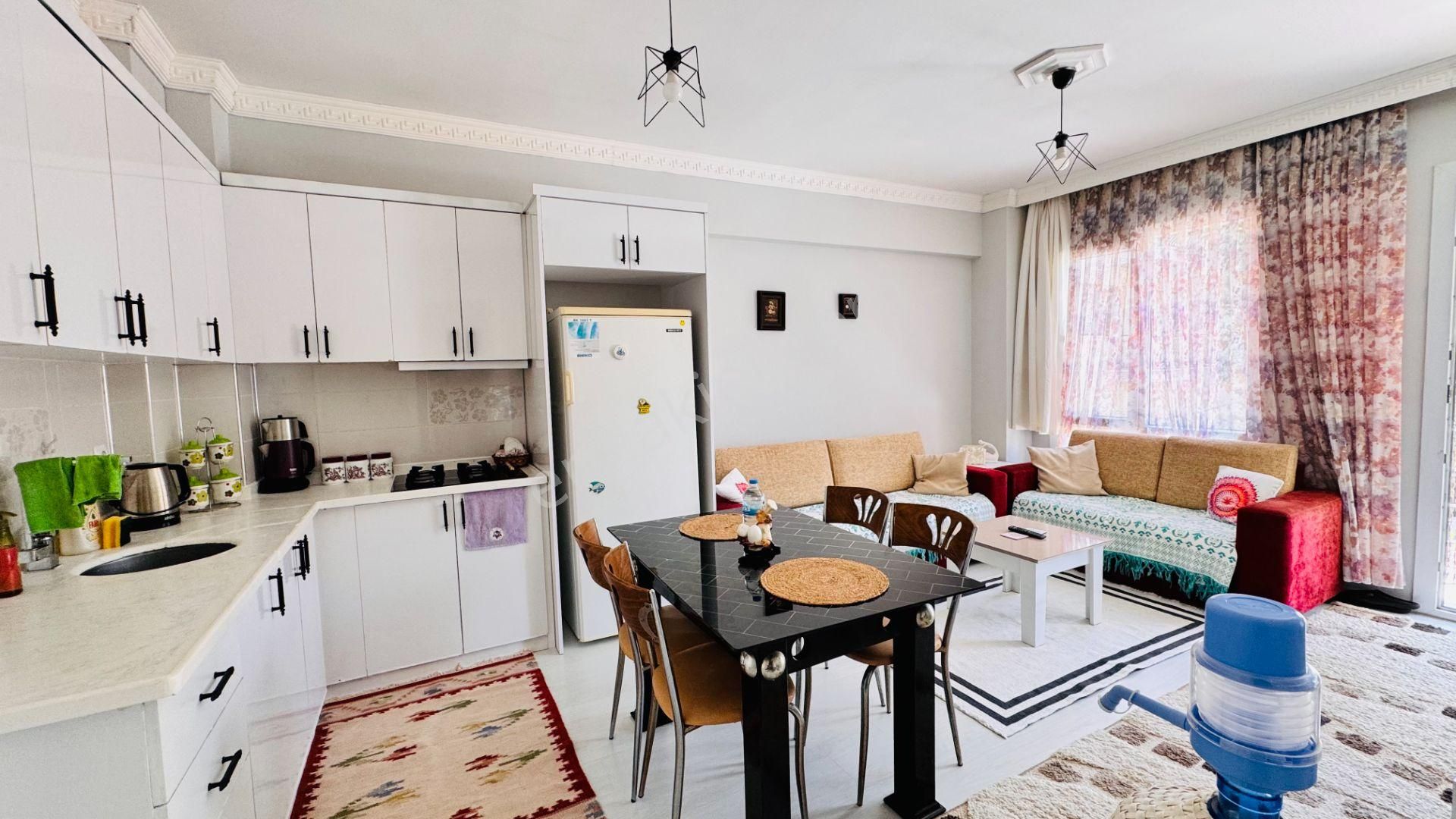 Şehir Merkezinde Satılık 1+1 Geniş Daire - Görsel 22