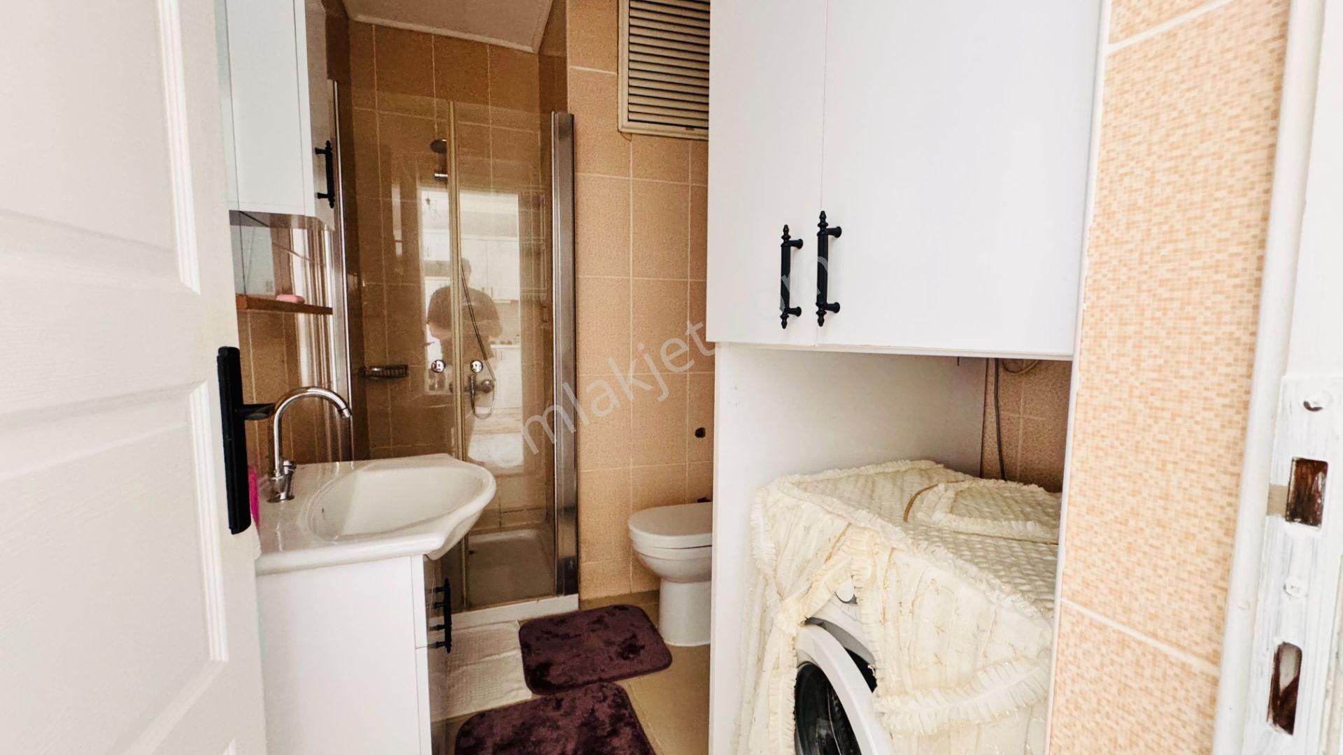 Şehir Merkezinde Satılık 1+1 Geniş Daire - Görsel 19