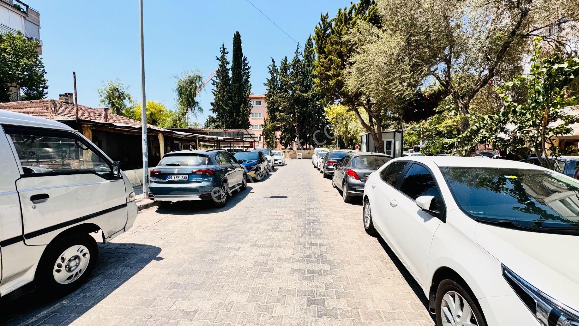 Şehir Merkezinde Satılık 1+1 Geniş Daire - Görsel 31