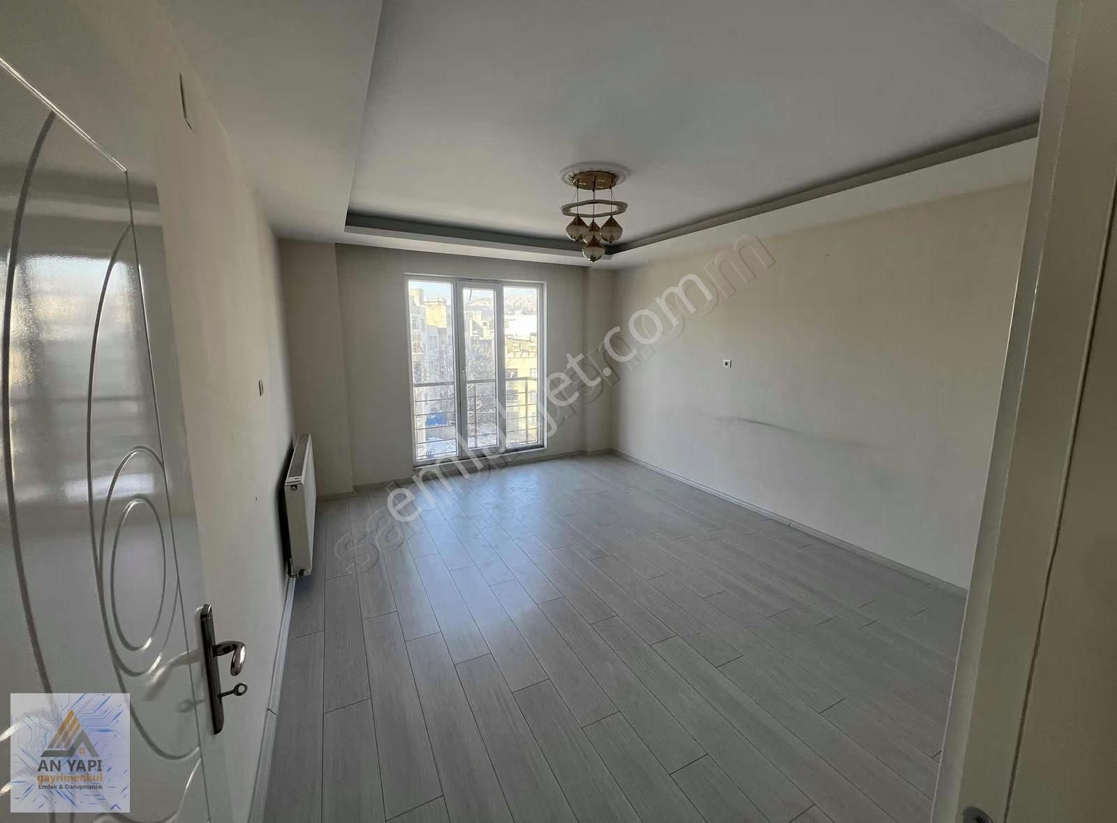 An Yapı Emlaktan M.akifte Kiralık Ara Kat 3+1 Daire - Görsel 3