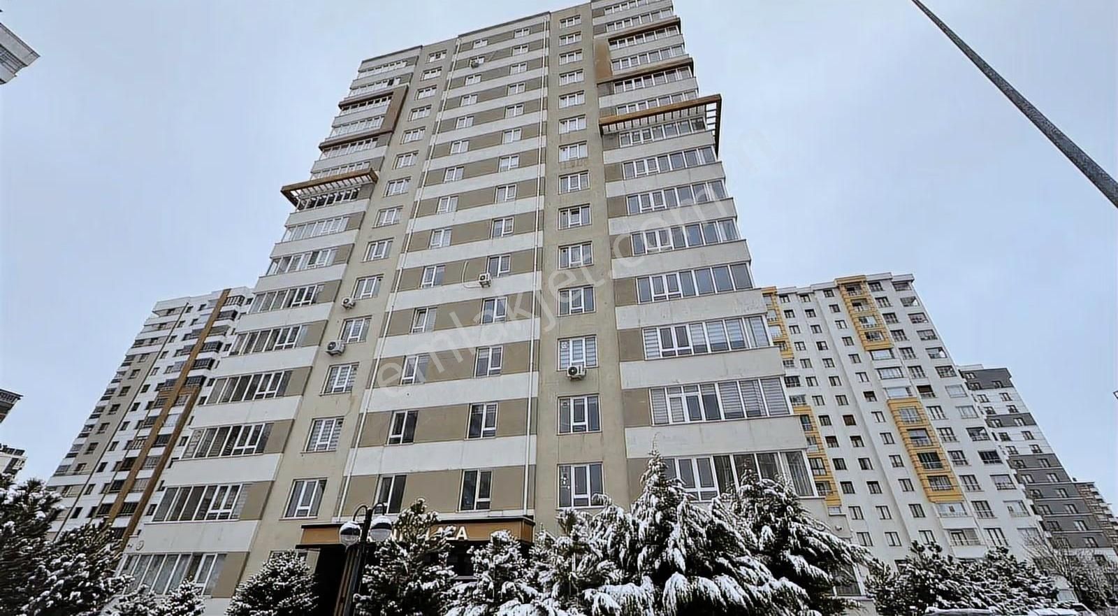 The Duru Team - Sümer Evler'de Muhteşem Konumlu 2+1 Satılık Ofis