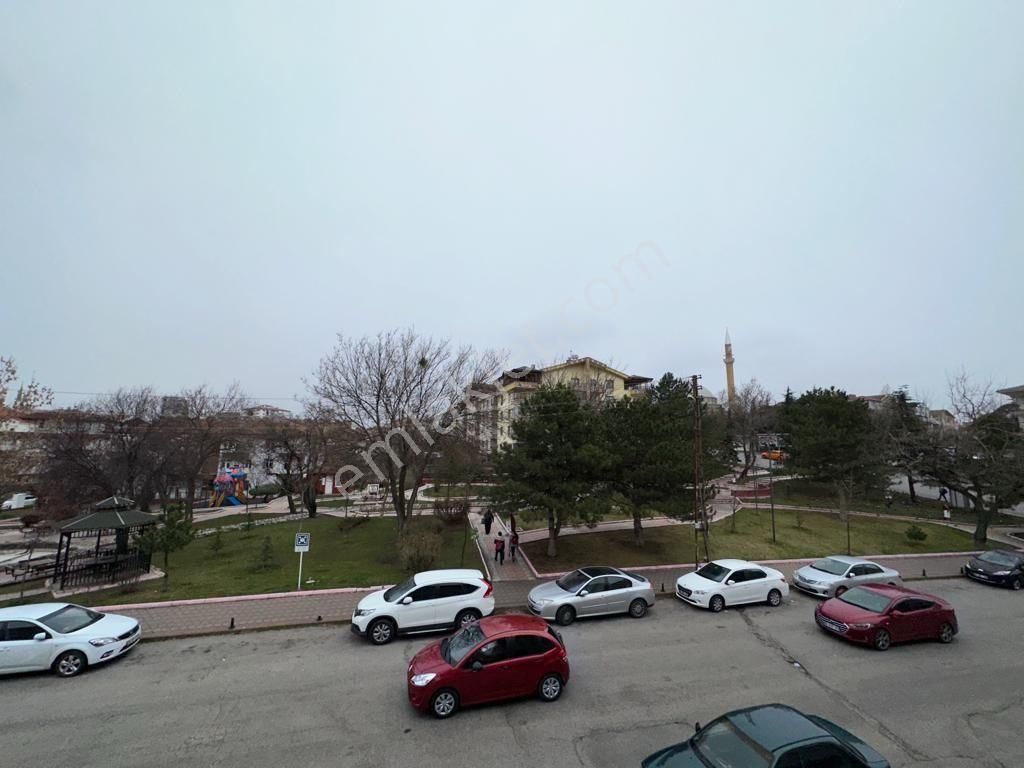 Gata Hast. Yakını 3+1 Orta Kat Ön Cephe Park Manzaralı Bağımsız - Görsel 27