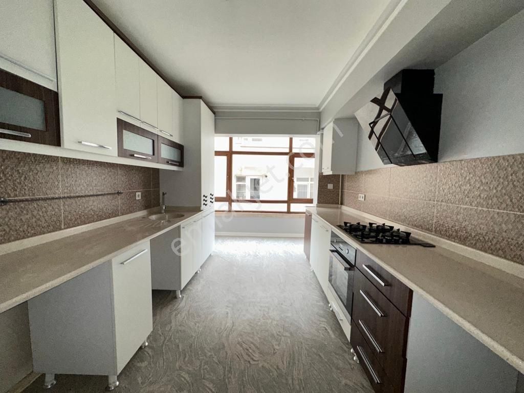 Gata Hast. Yakını 3+1 Orta Kat Ön Cephe Park Manzaralı Bağımsız - Görsel 30