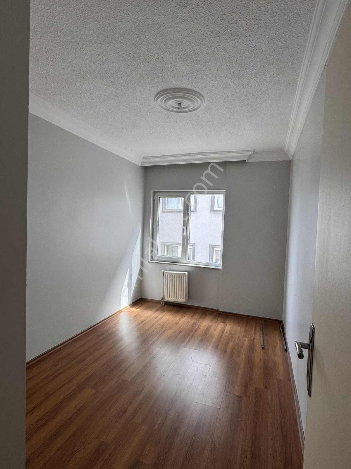 Öğretmenler Sitesi'nde Havuz Ve Peyzaj Manzaralı Geniş 3+1 Daire - Görsel 26