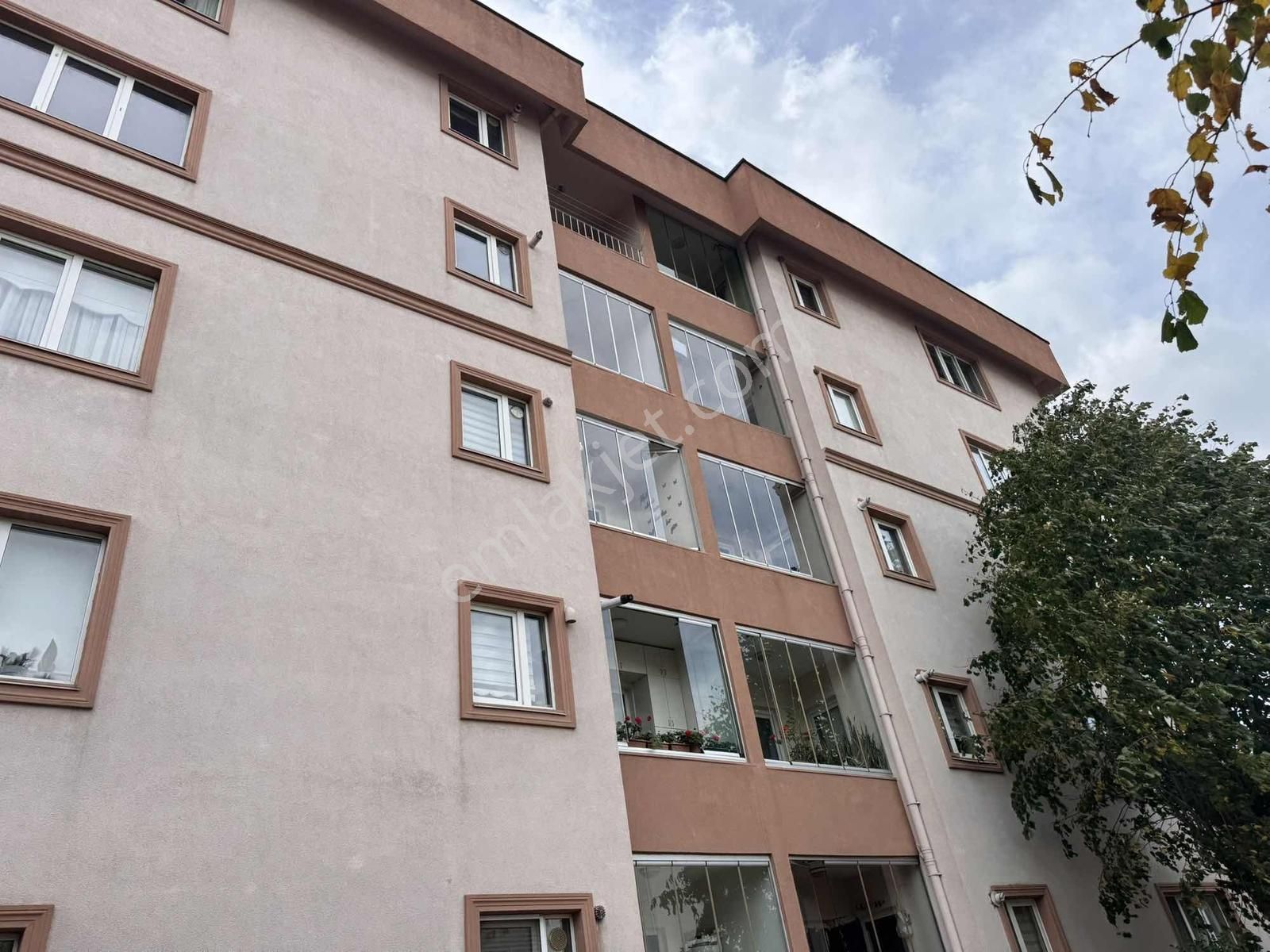 Öğretmenler Sitesi'nde Havuz Ve Peyzaj Manzaralı Geniş 3+1 Daire - Görsel 7