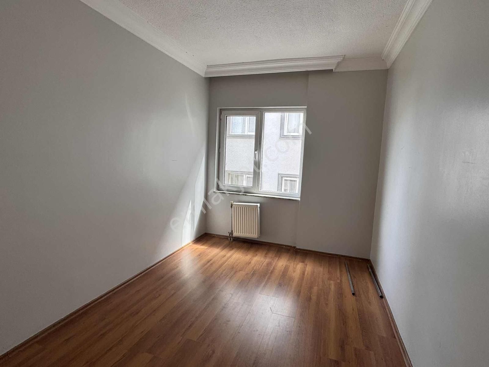 Öğretmenler Sitesi'nde Havuz Ve Peyzaj Manzaralı Geniş 3+1 Daire - Görsel 17