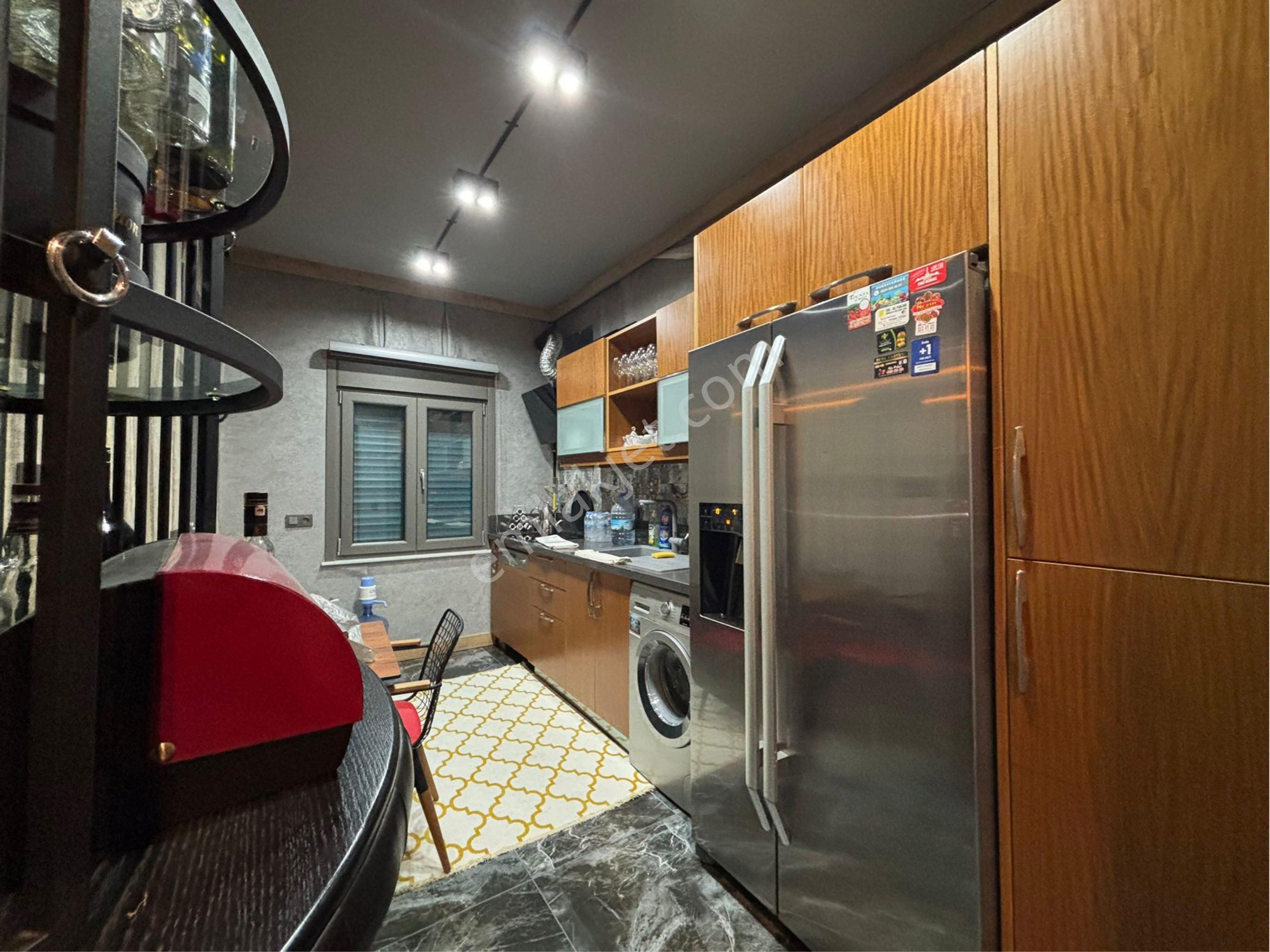 Alsancak Talatpaşa Yakını Lüks 2+1 Eşyalı Satılık Daire! - Görsel 3