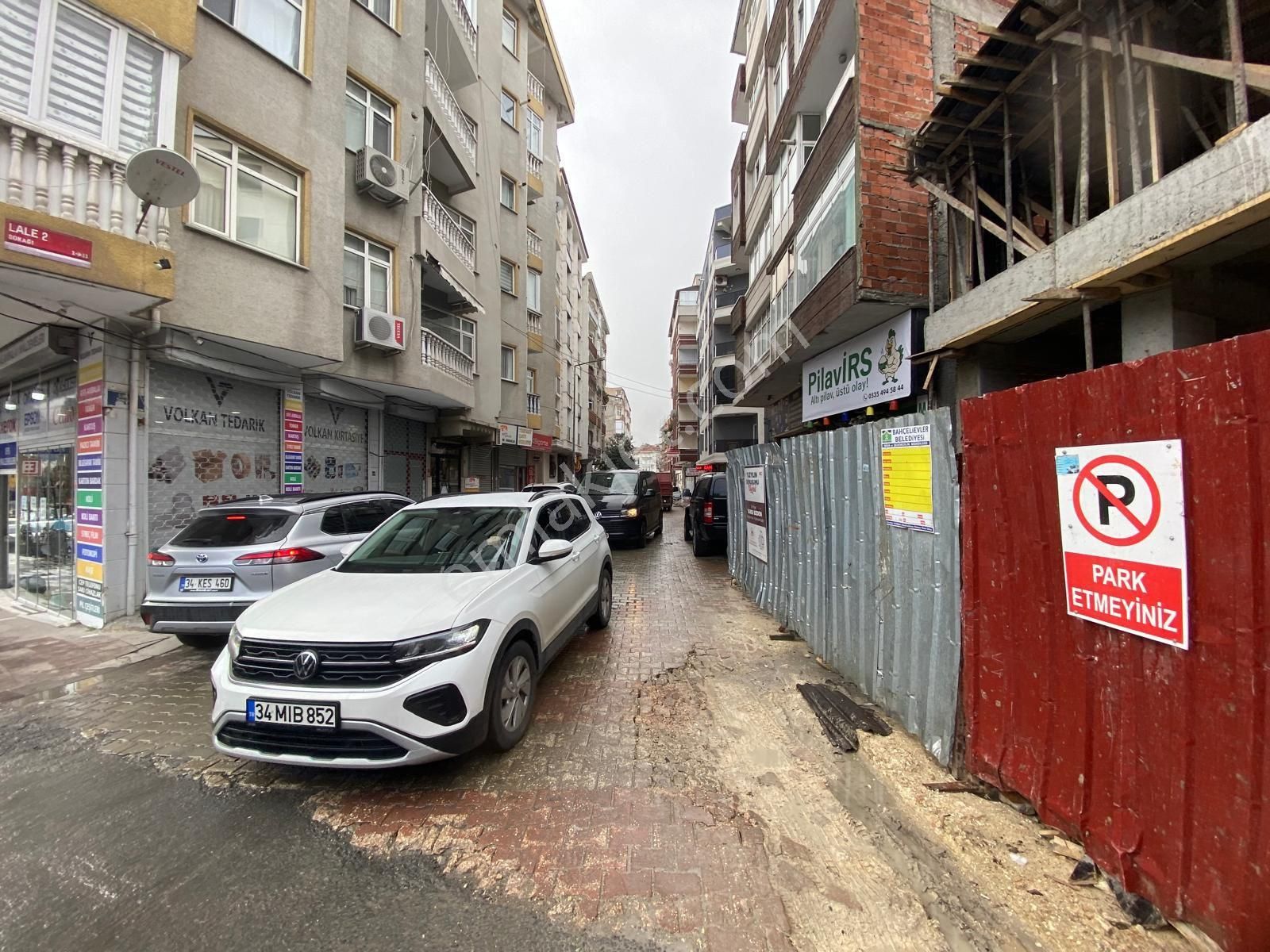 İstanbul House'dan Bahçelievler'de 7 Yıllık Binada 2+1 Y.giriş - Görsel 2