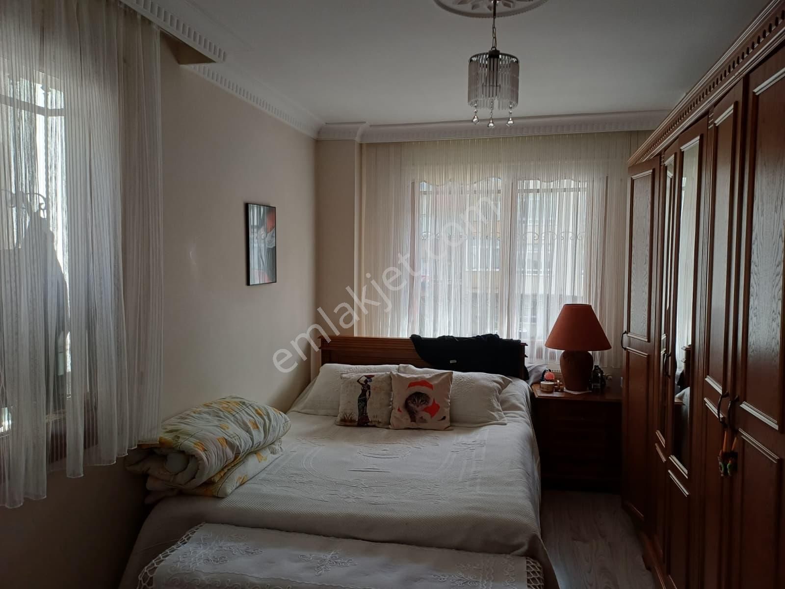 İstanbul House'dan Bahçelievler'de 7 Yıllık Binada 2+1 Y.giriş - Görsel 8