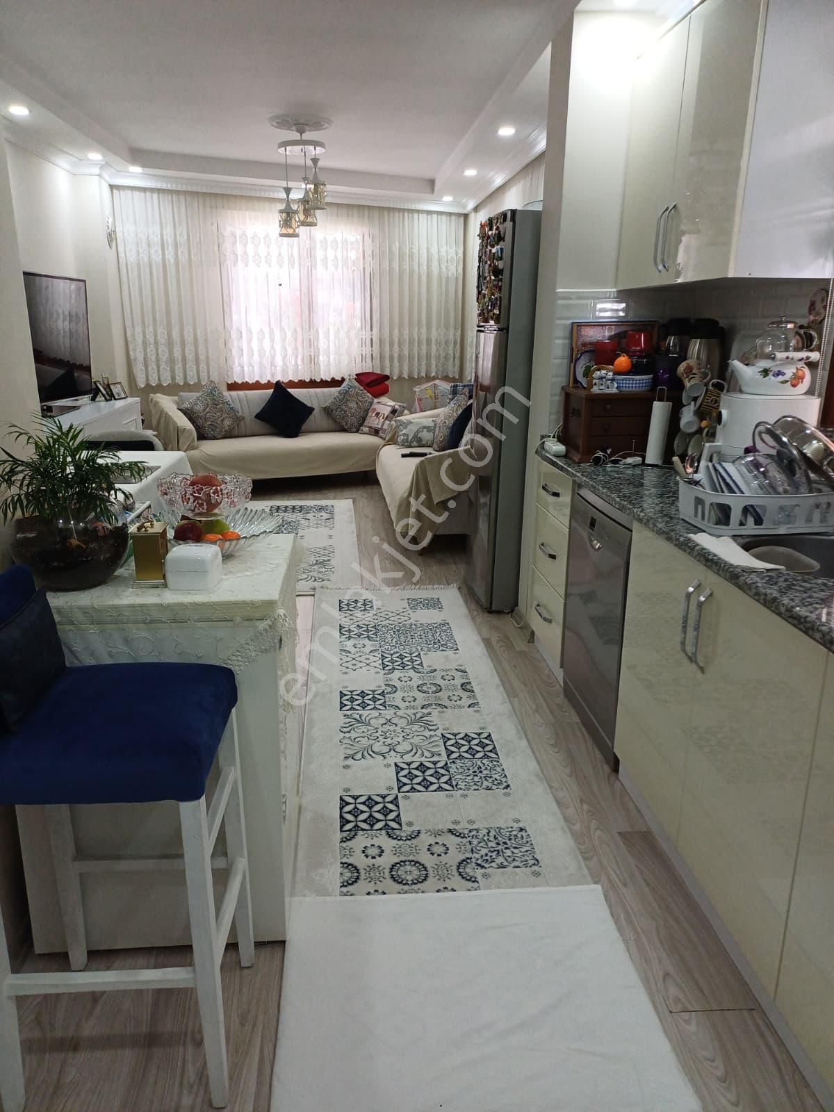 İstanbul House'dan Bahçelievler'de 7 Yıllık Binada 2+1 Y.giriş - Görsel 4