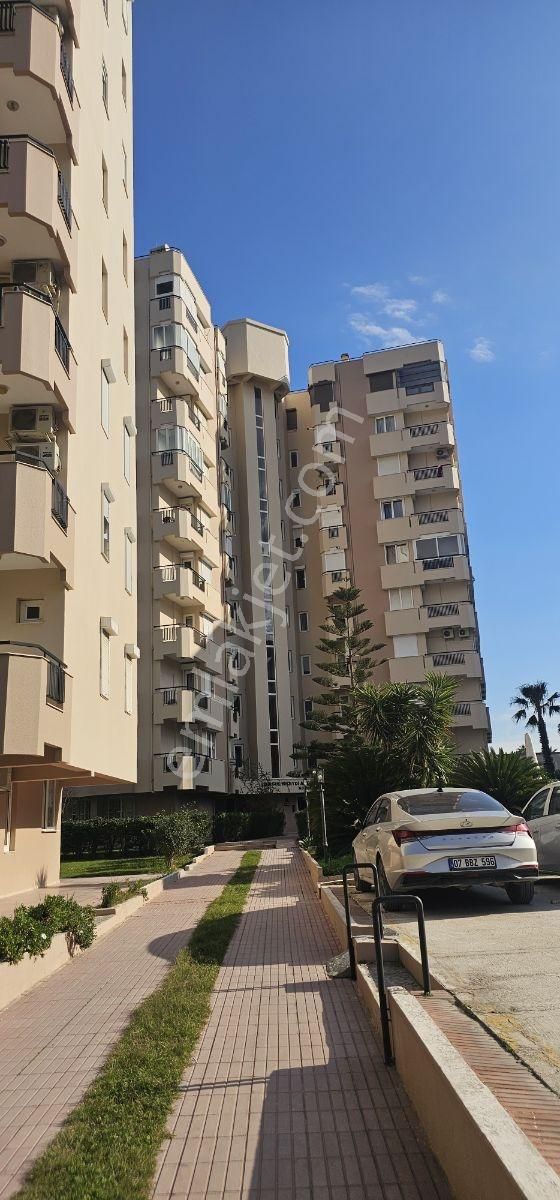 Limanda 4+1 Doğalgazlı Denize 100 Metre 220 M2 Kiralık - Görsel 11