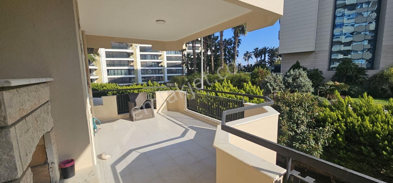 Limanda 4+1 Doğalgazlı Denize 100 Metre 220 M2 Kiralık - Görsel 10